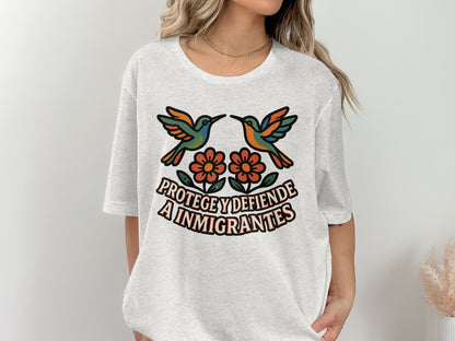 Protege y Defiende A Inmigrantes Graphic Tee product type
