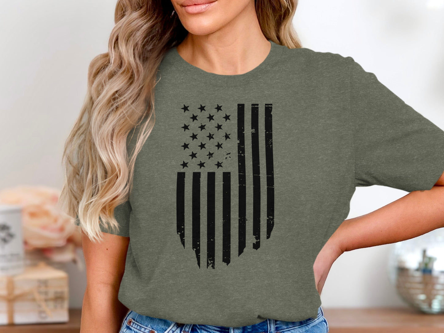Vintage American Flag Printed Graphic Tee Product
