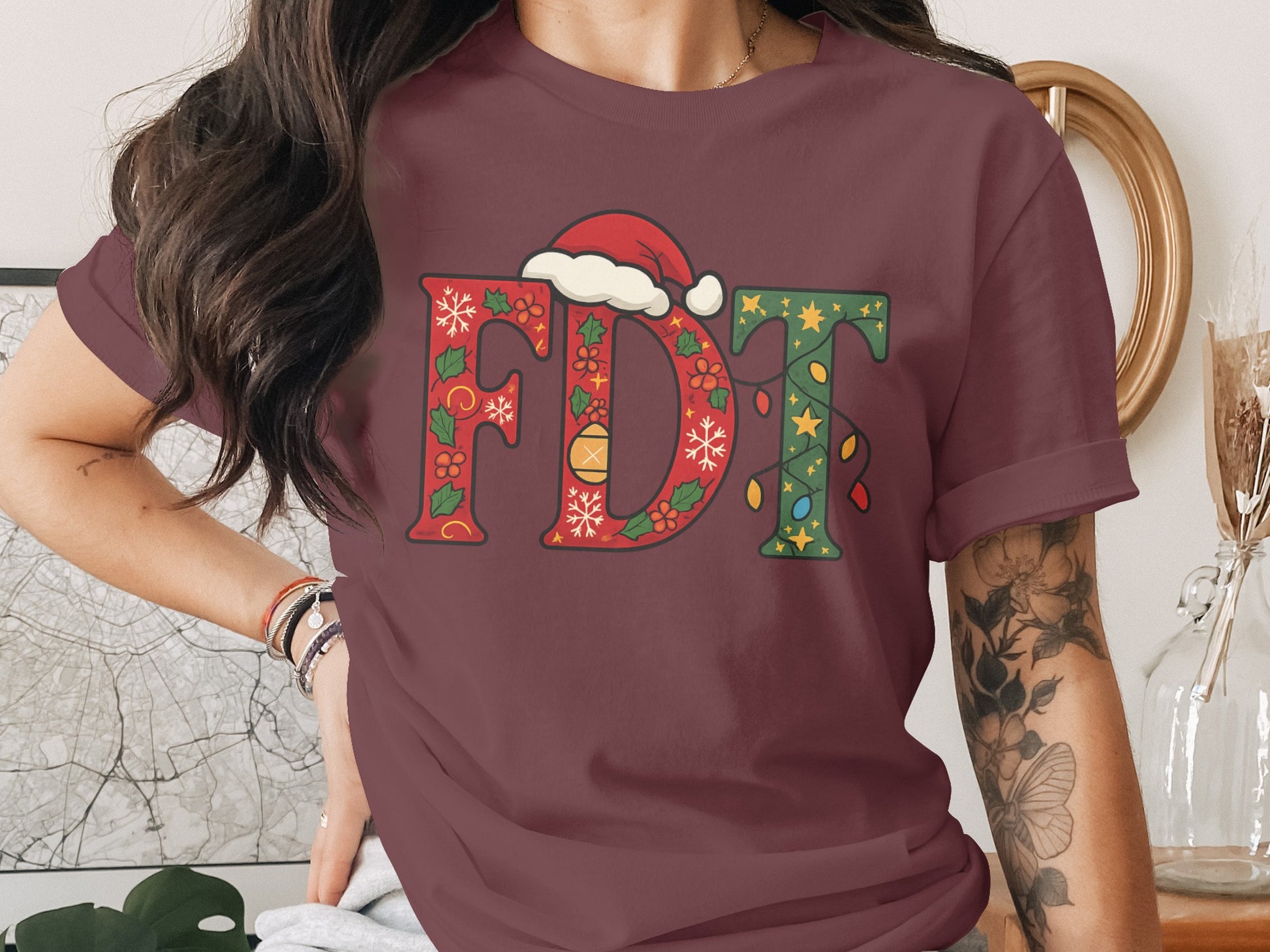 Festive FDT Holiday Graphic Short Sleeve T-Shirt