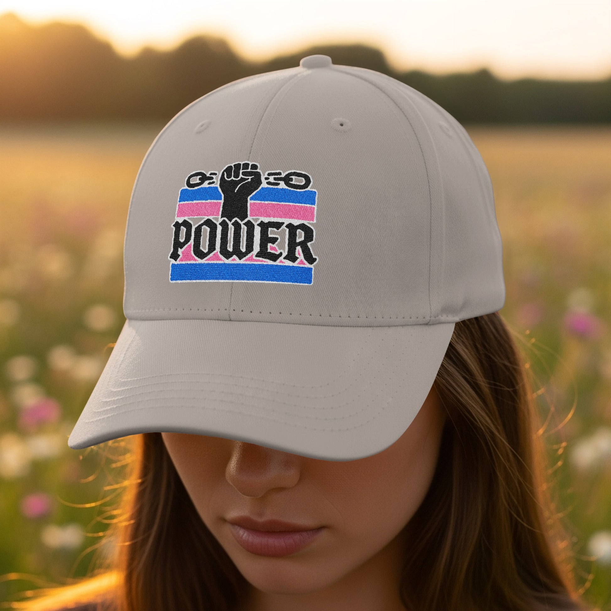 Power Design with Broken Chains Cap product type