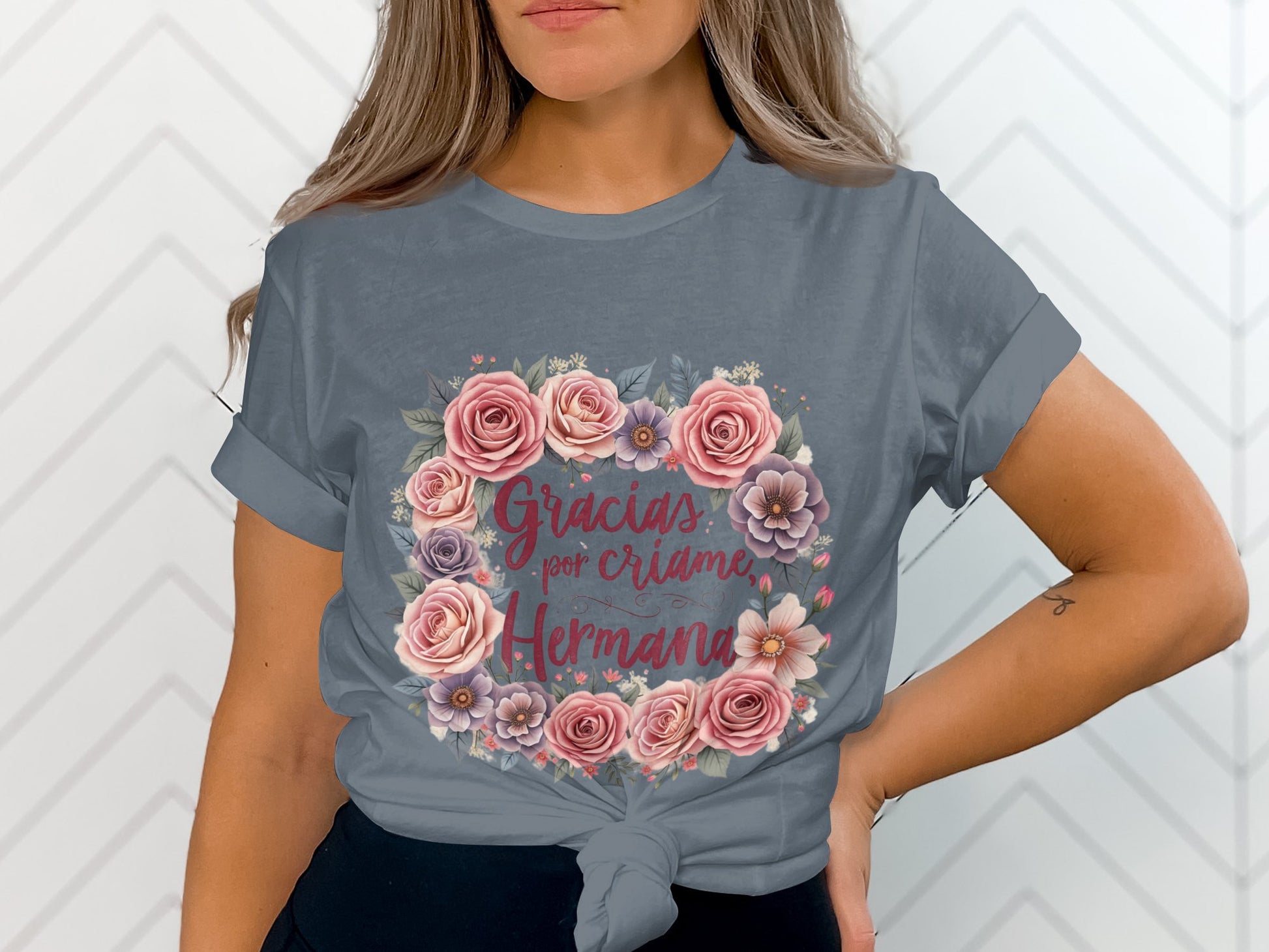 Gracias Por Cuidarme Hermana Floral Shirt product type