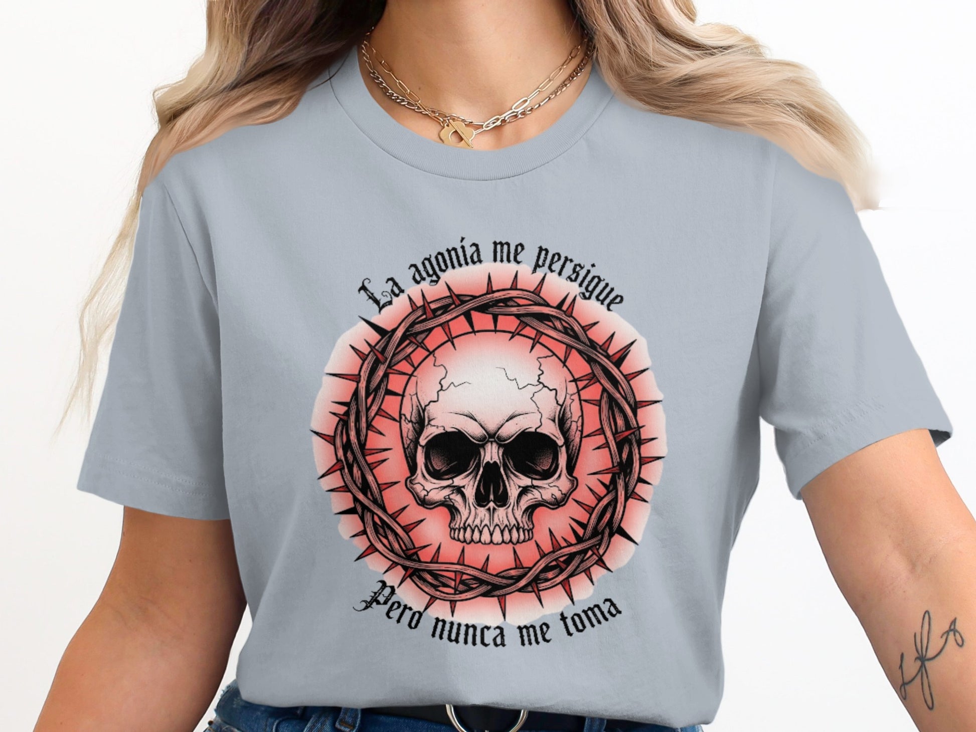 La Agonía Me Persigue Skull Graphic Tee product