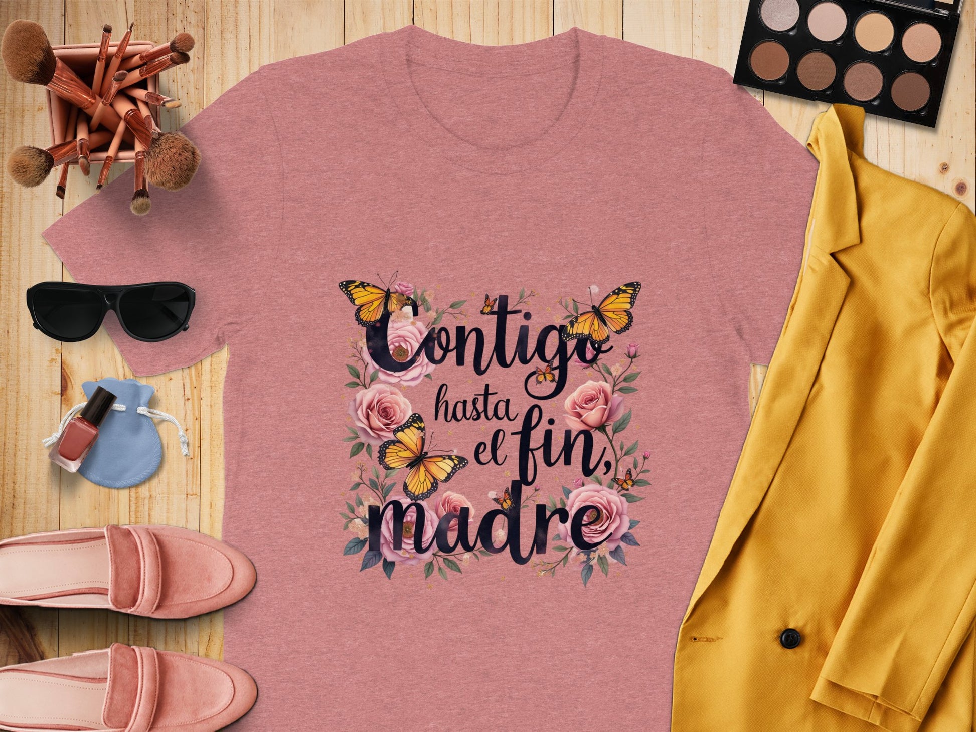 Contigo hasta el fin madre floral graphic t-shirt product type