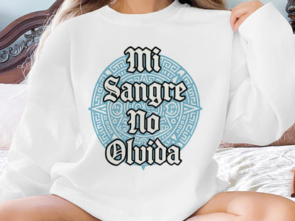 Mi Sangre No Olvida Graphic Sweatshirt product type