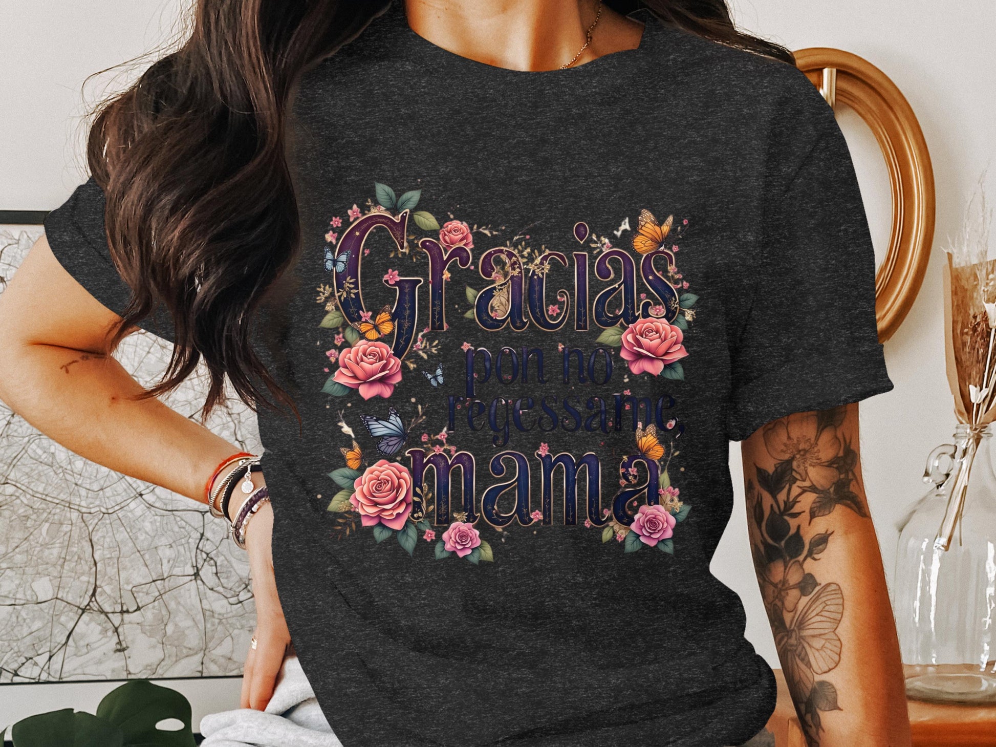 Gracias por no regañarme mama t-shirt product type