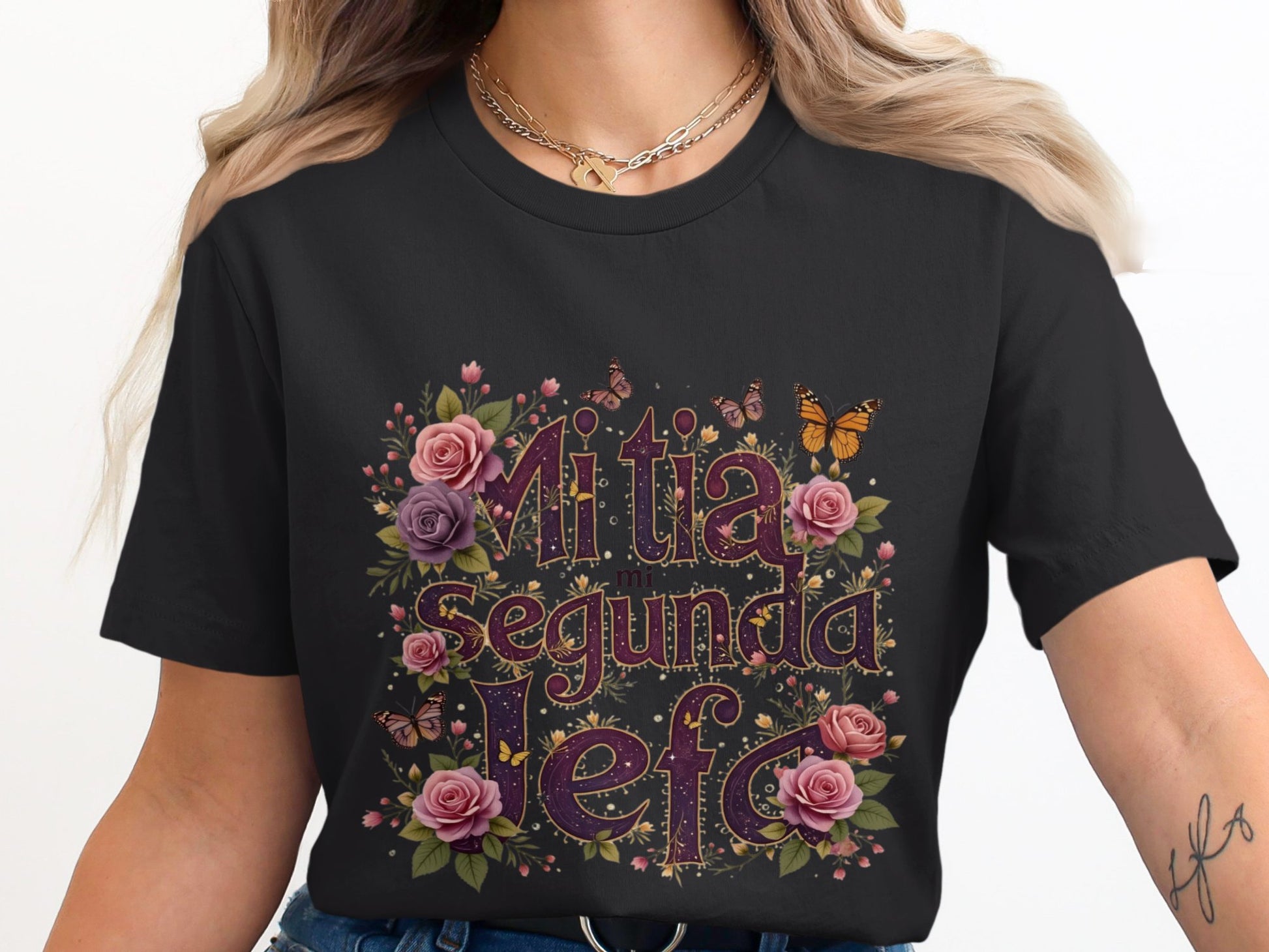 Mi Tía Mi Segunda Jefa Floral Graphic T-Shirt product