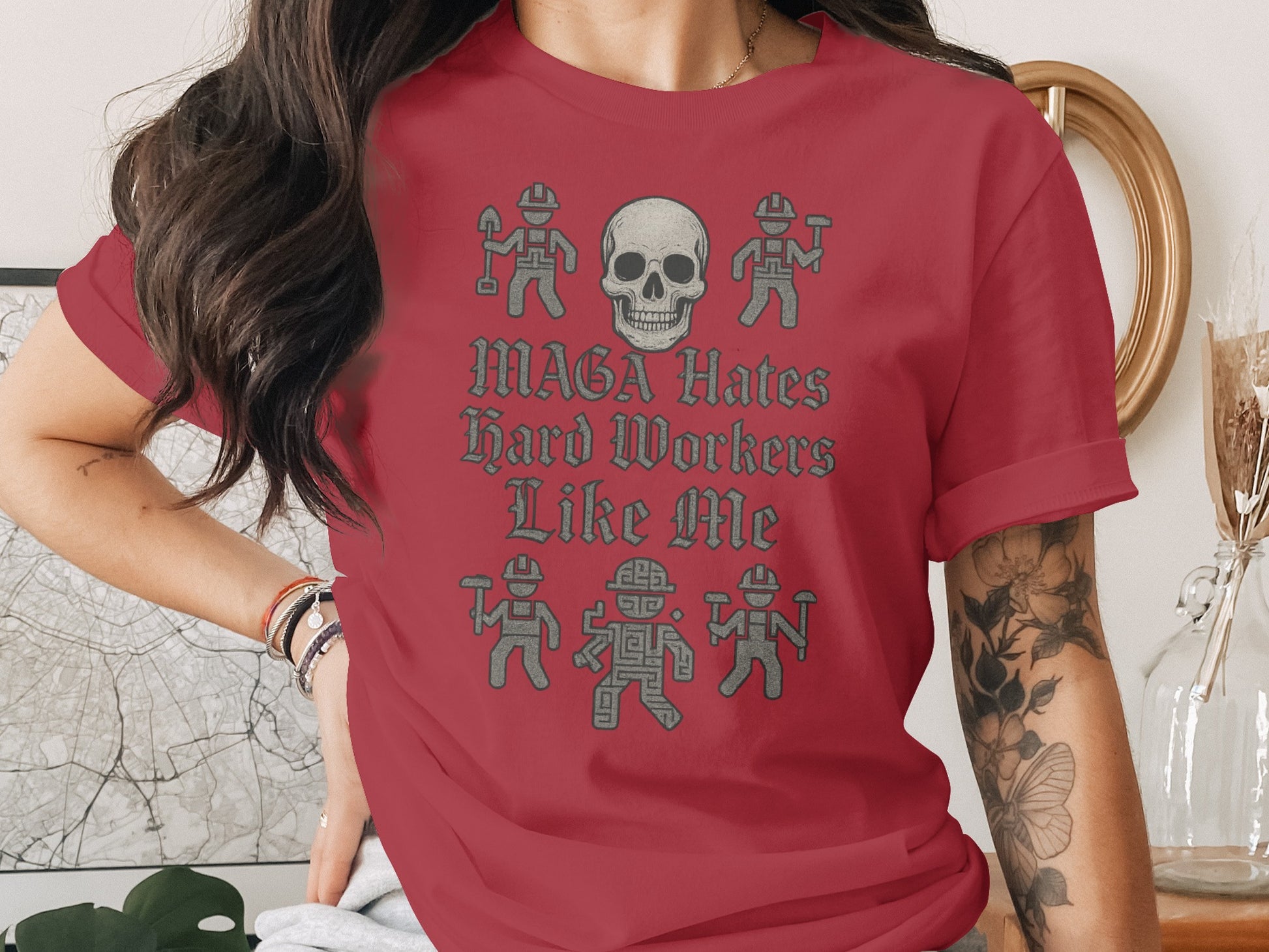 Cool Statement Graphic Tee with Fun Robot and Skull Design