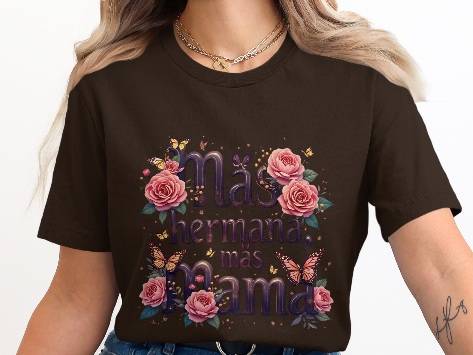 Más hermana más mamá floral butterfly T-shirt product