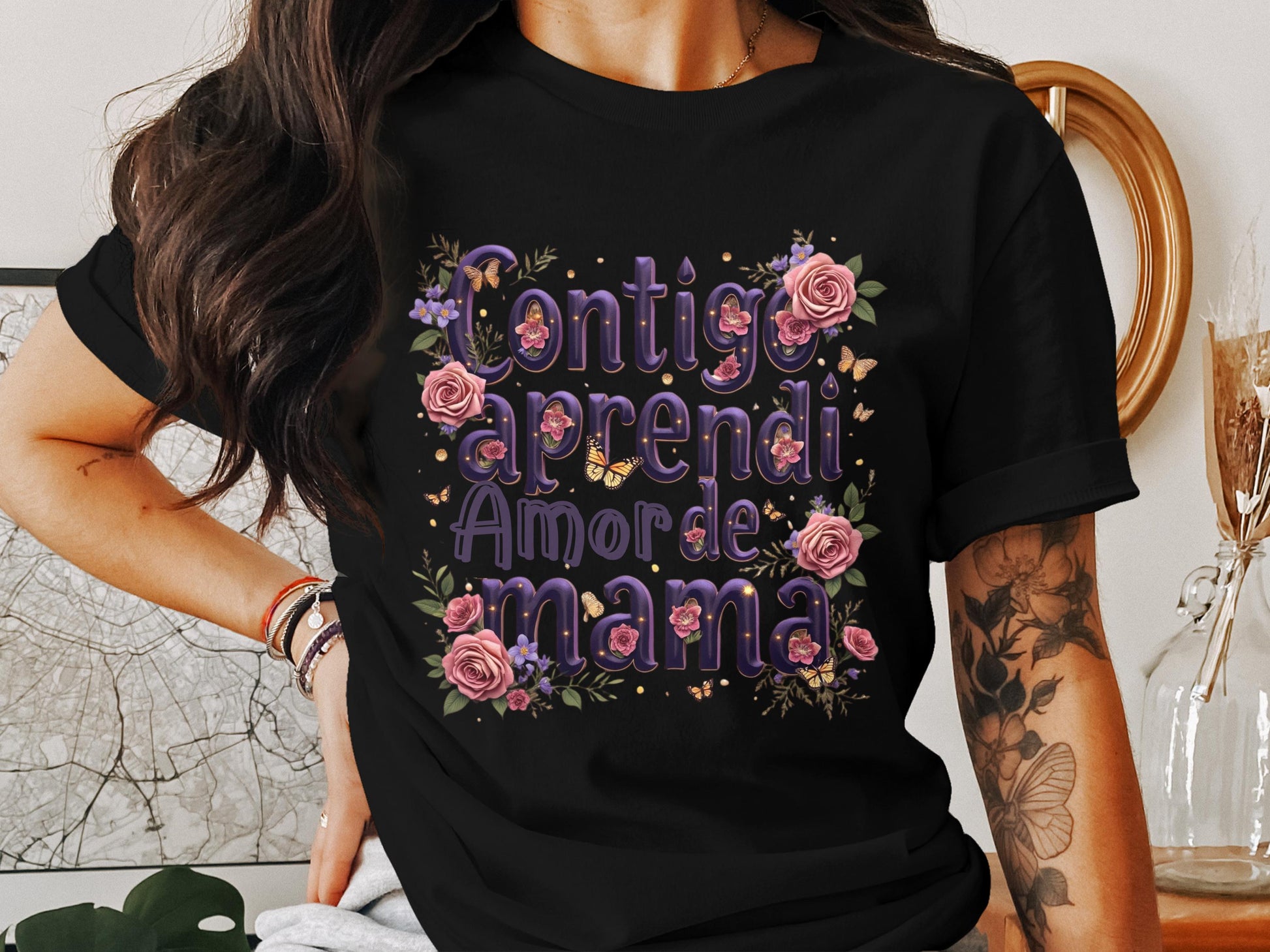 Contigo Aprendí Amor de Mamá Graphic T-shirt product