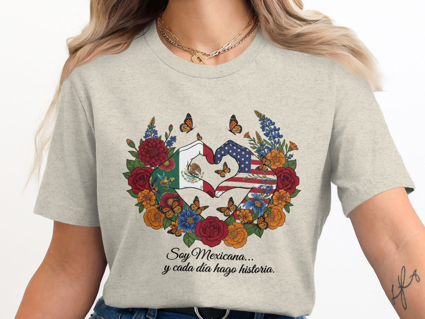 Soy Mexicana Graphic T-Shirt with Heart Design product type