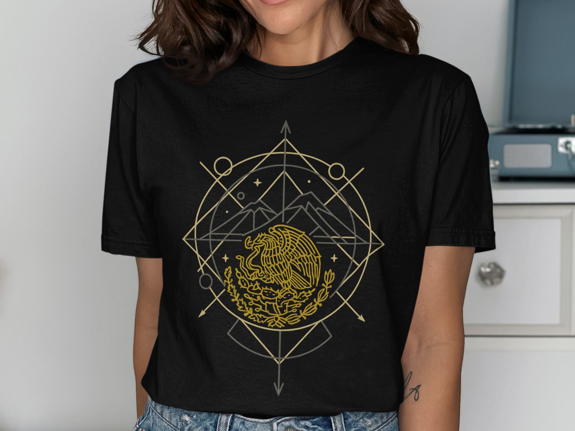 Geometric Eagle Design Casual Short Sleeve Shirt product type