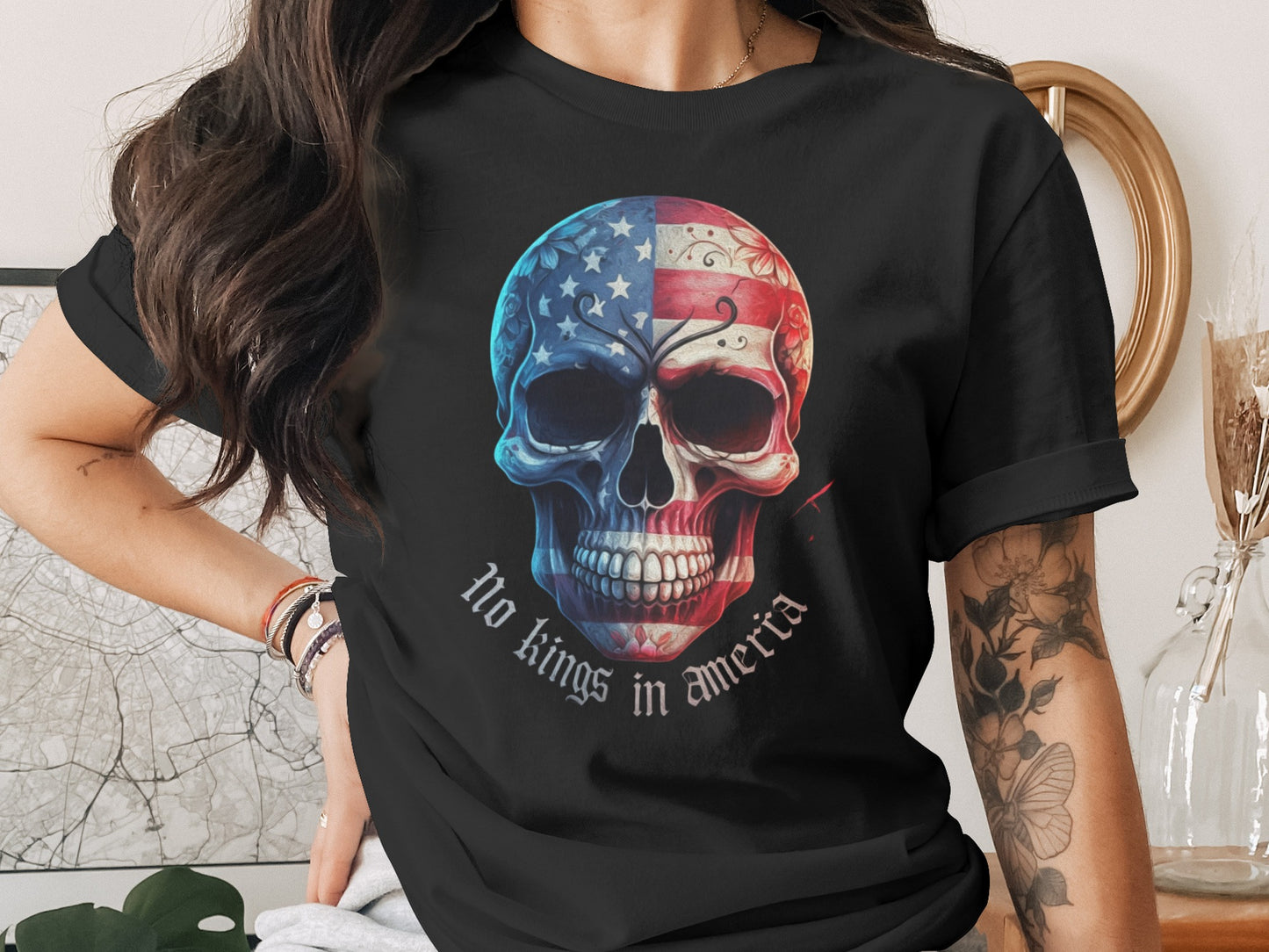 No Kings in America Skull Graphic T-shirt product type