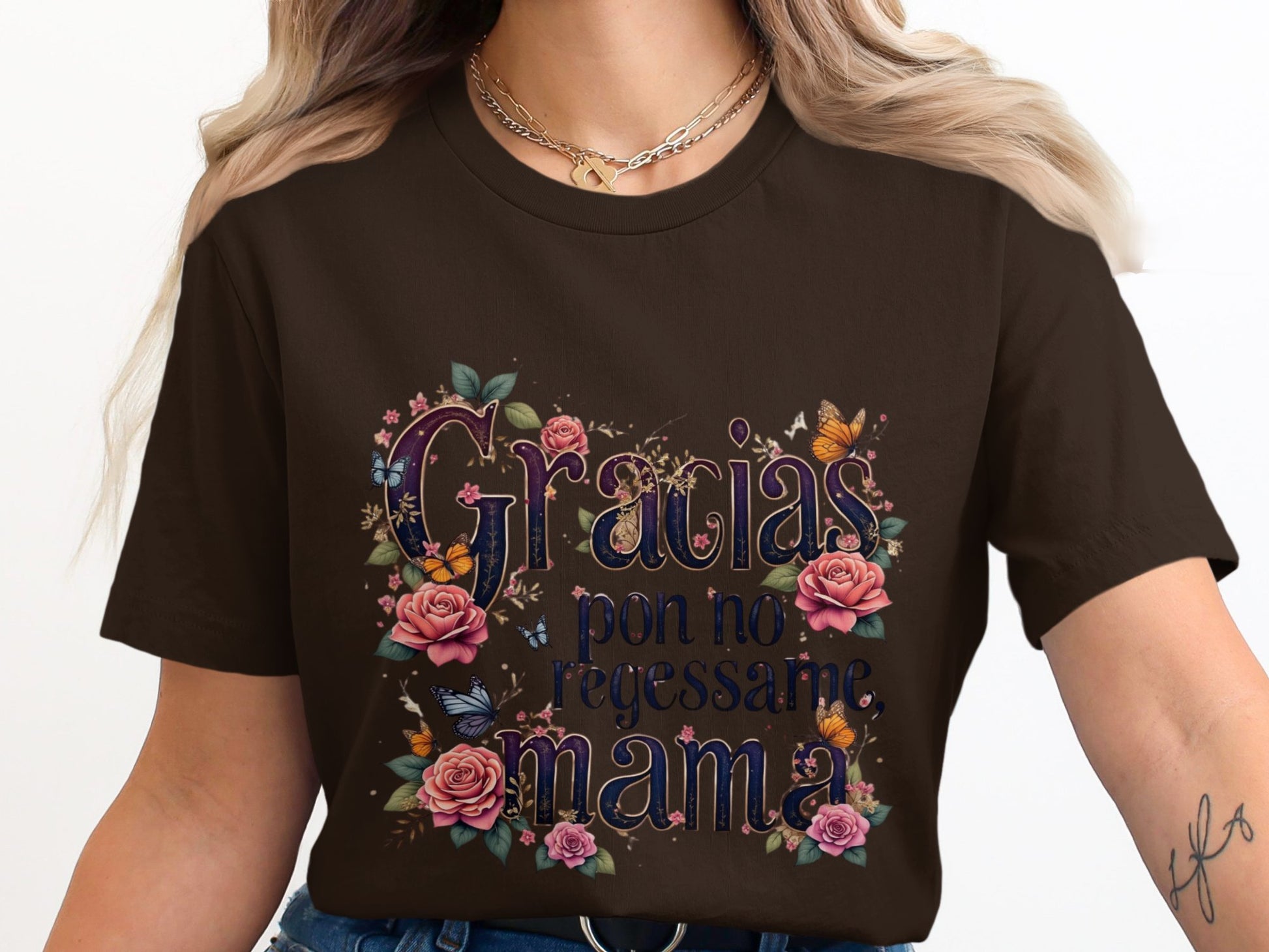 Gracias Pon No Regessame Mama Graphic T-shirt product