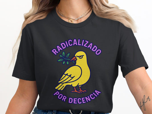 Radicalizado Por Decencia Bird Graphic T-Shirt product