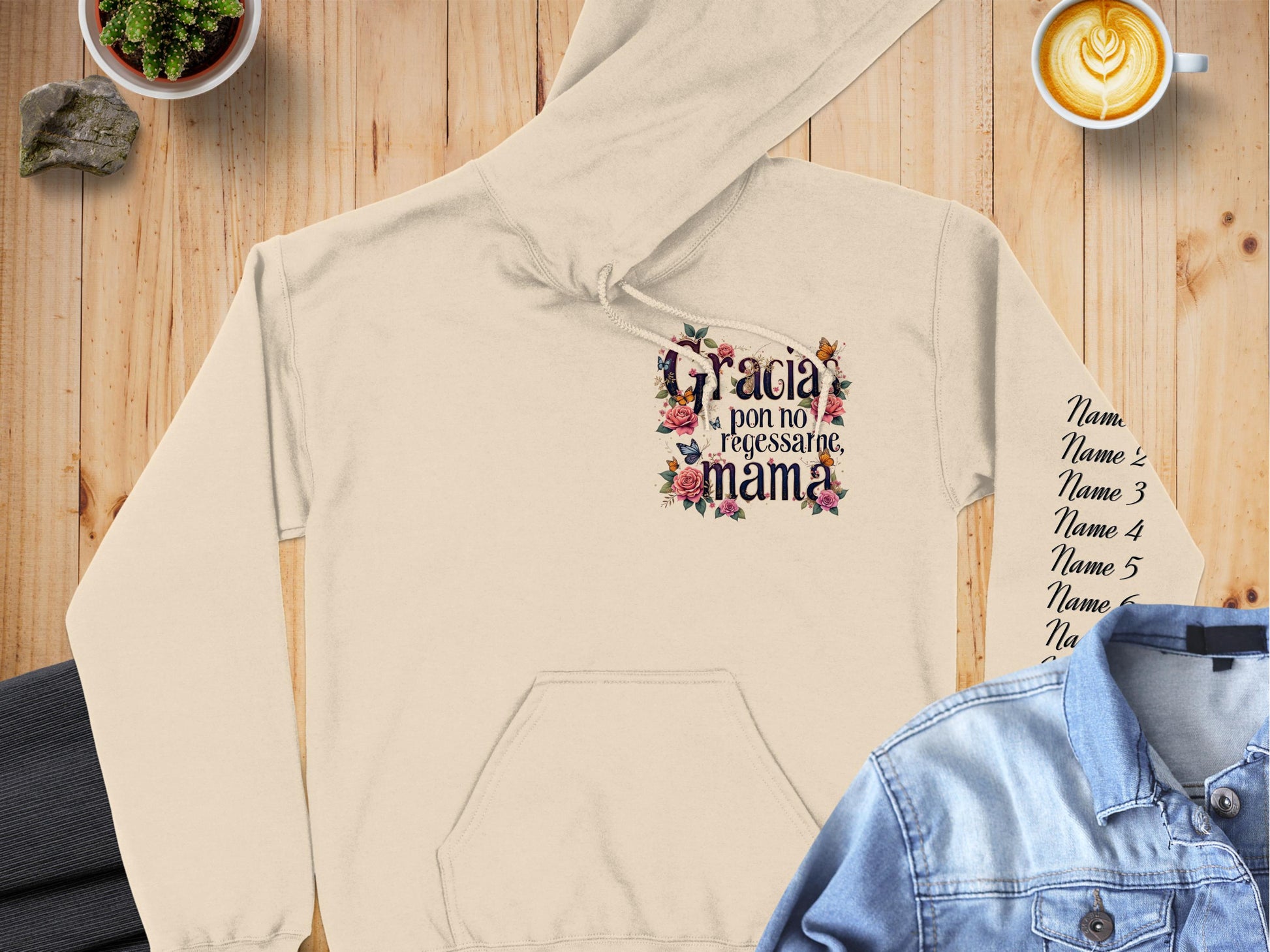 Gracia Por No Regresarme Mama Hoodie product type
