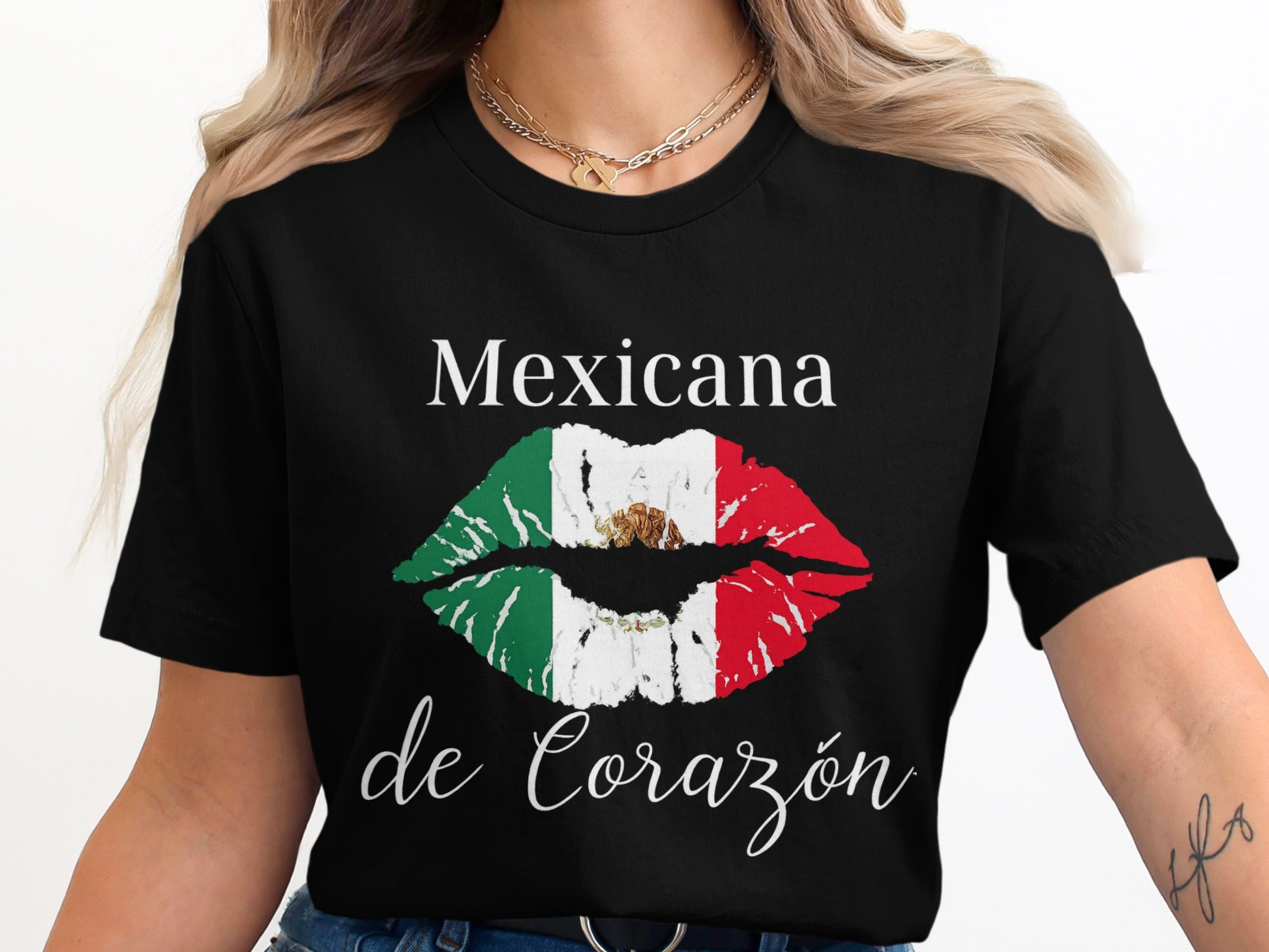 Mexicana de Corazón Mexican Flag Lips Shirt product type