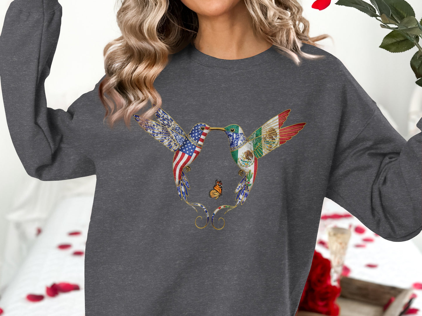 Hummingbird Graphic Long Sleeve Crewneck Sweatshirt