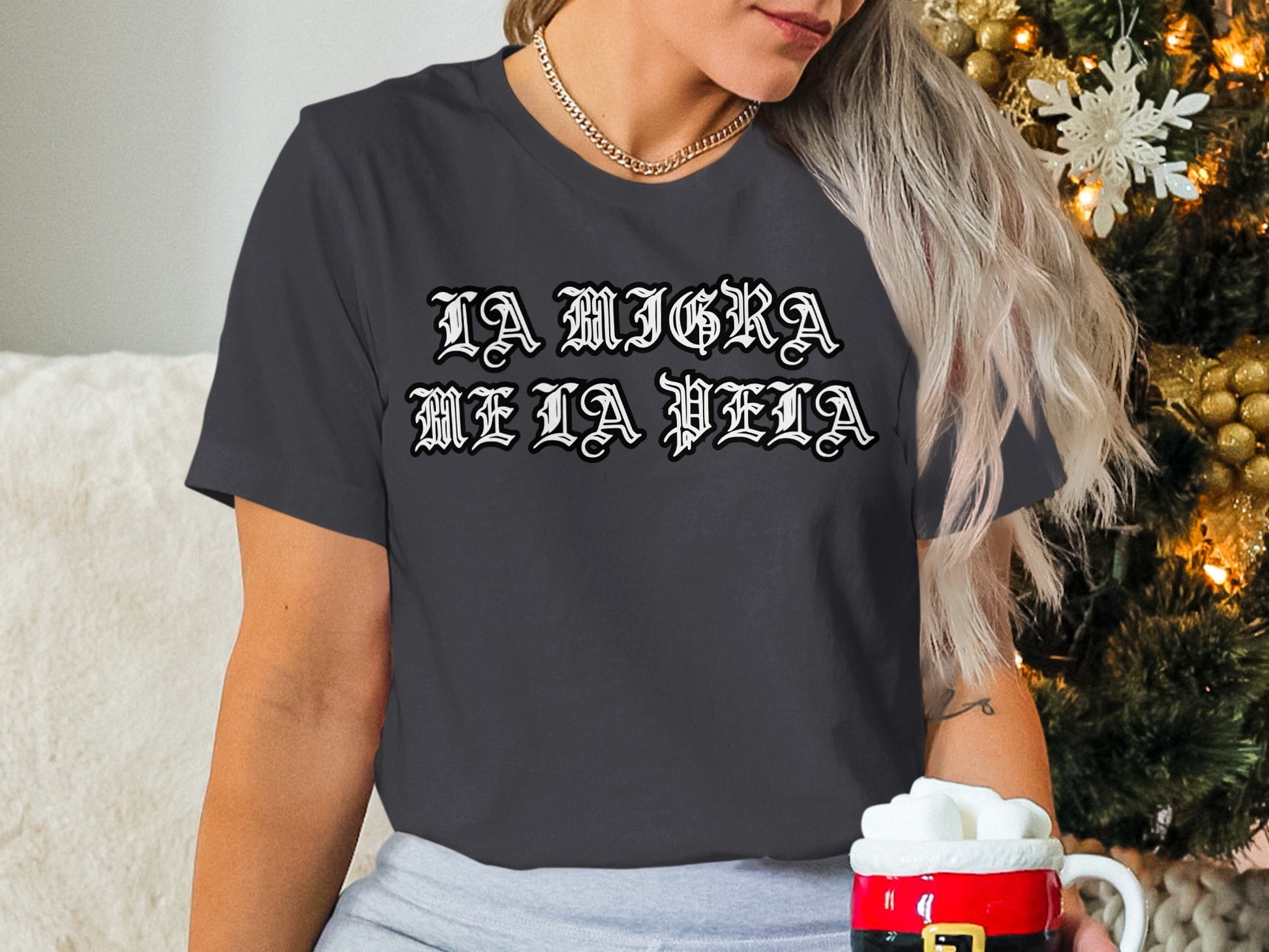 LA MIGRA ME LA PELA Graphic Tees Christmas Gift