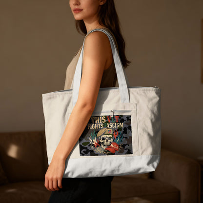 Tote bag with a skull wearing a bandana and military camouflage.