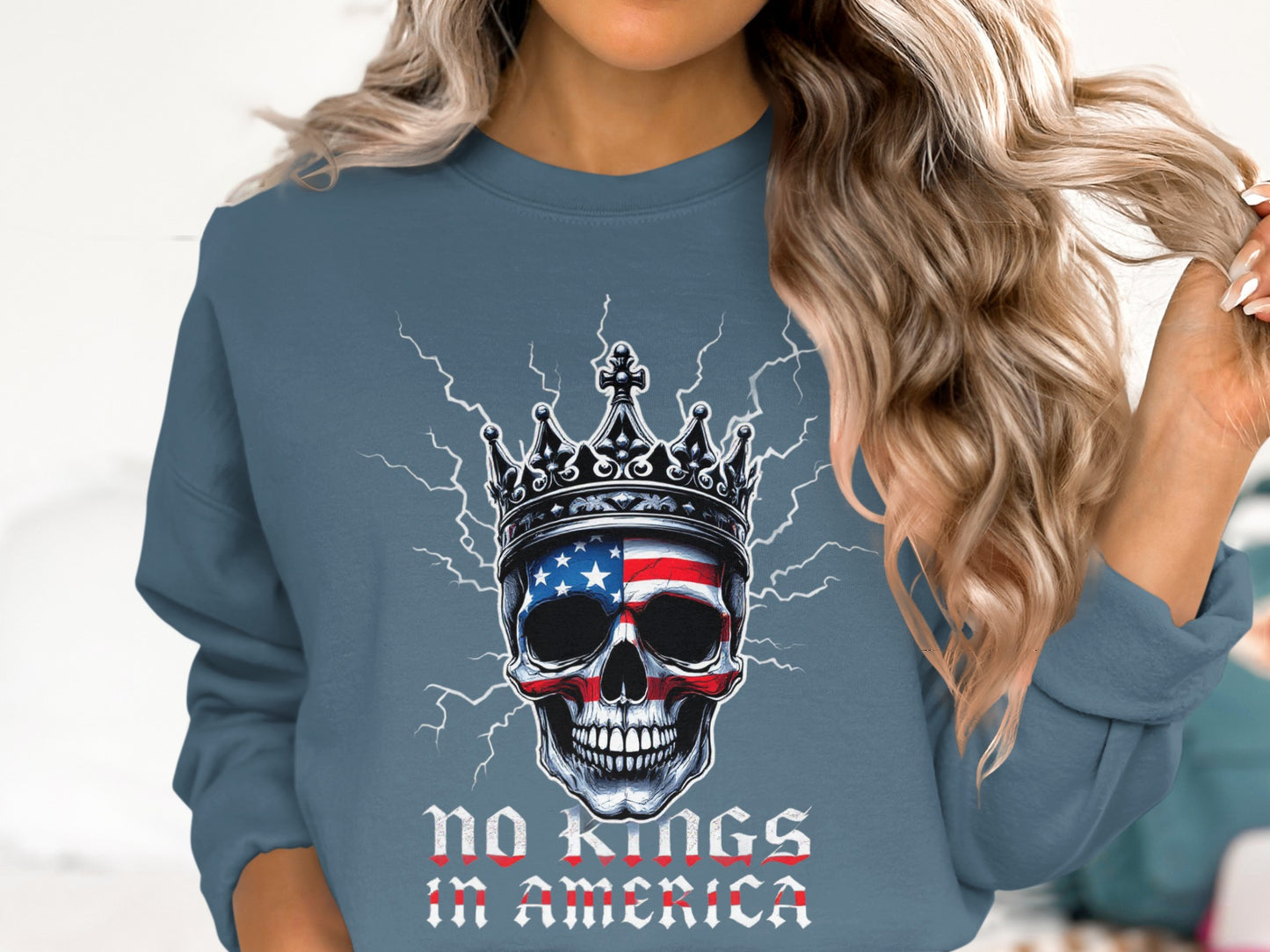 No Kings in America Skull Patriotic Sweatshirt