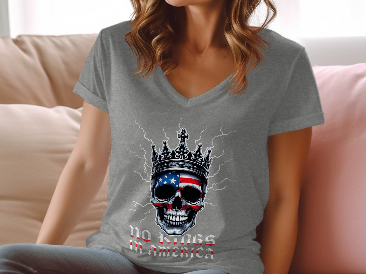 No Kings in America Skull Graphic Tshirt