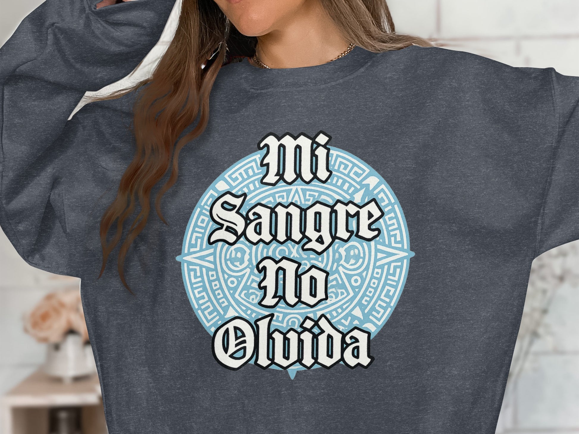 Mi Sangre No Olvida Graphic Sweatshirt product