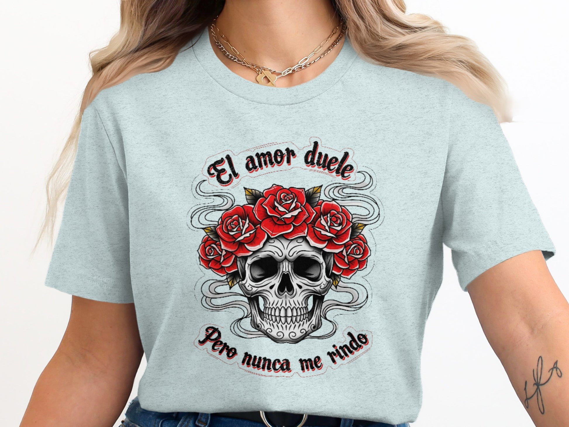 El amor duele pero nunca me rindo shirt product