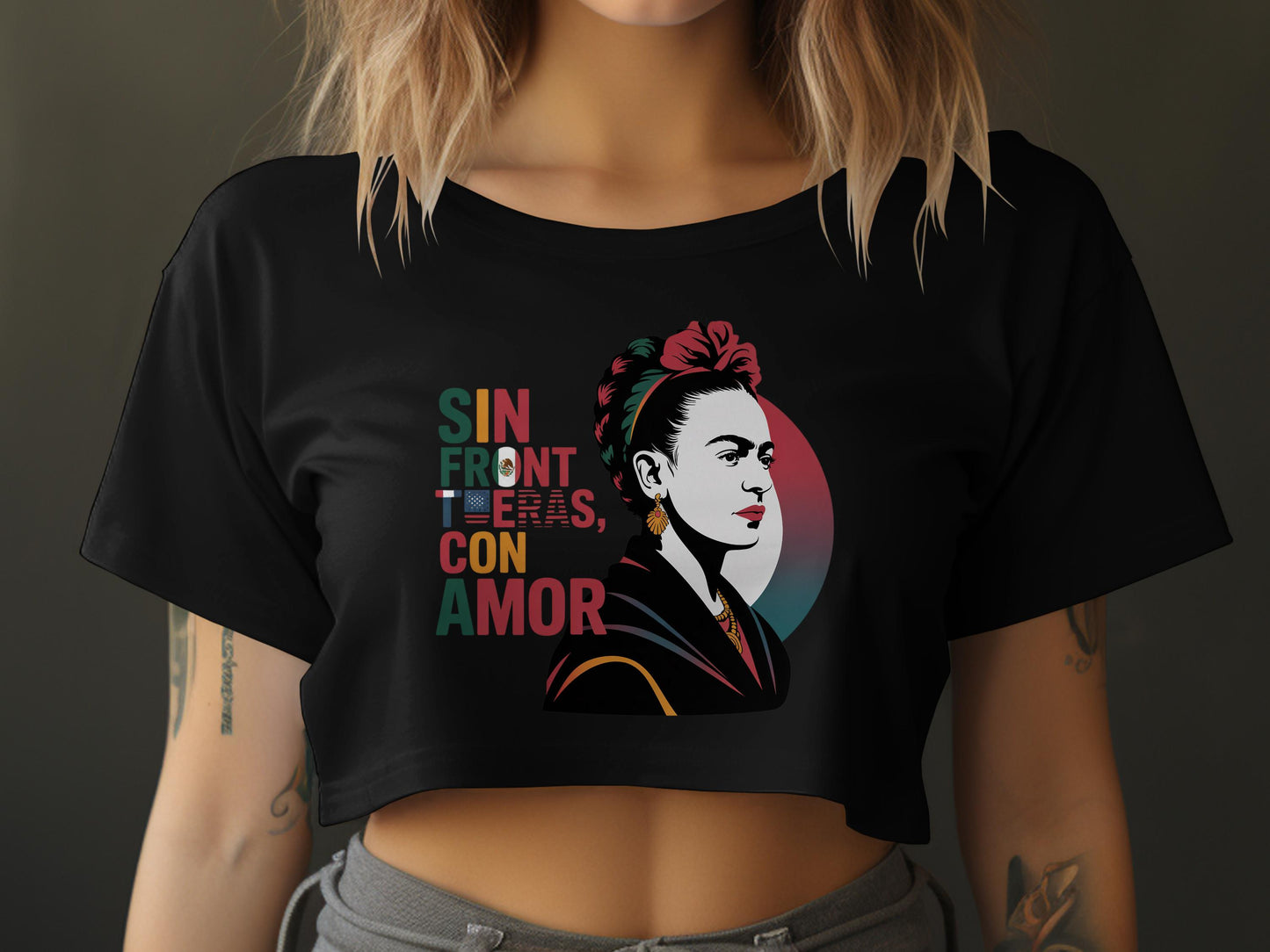 Sin Fronteras Con Amor Graphic Tee product