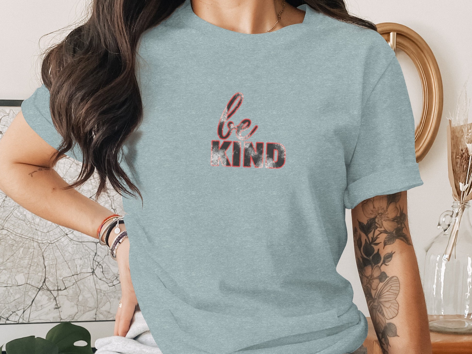 Be Kind Graphic Statement T-Shirt Product