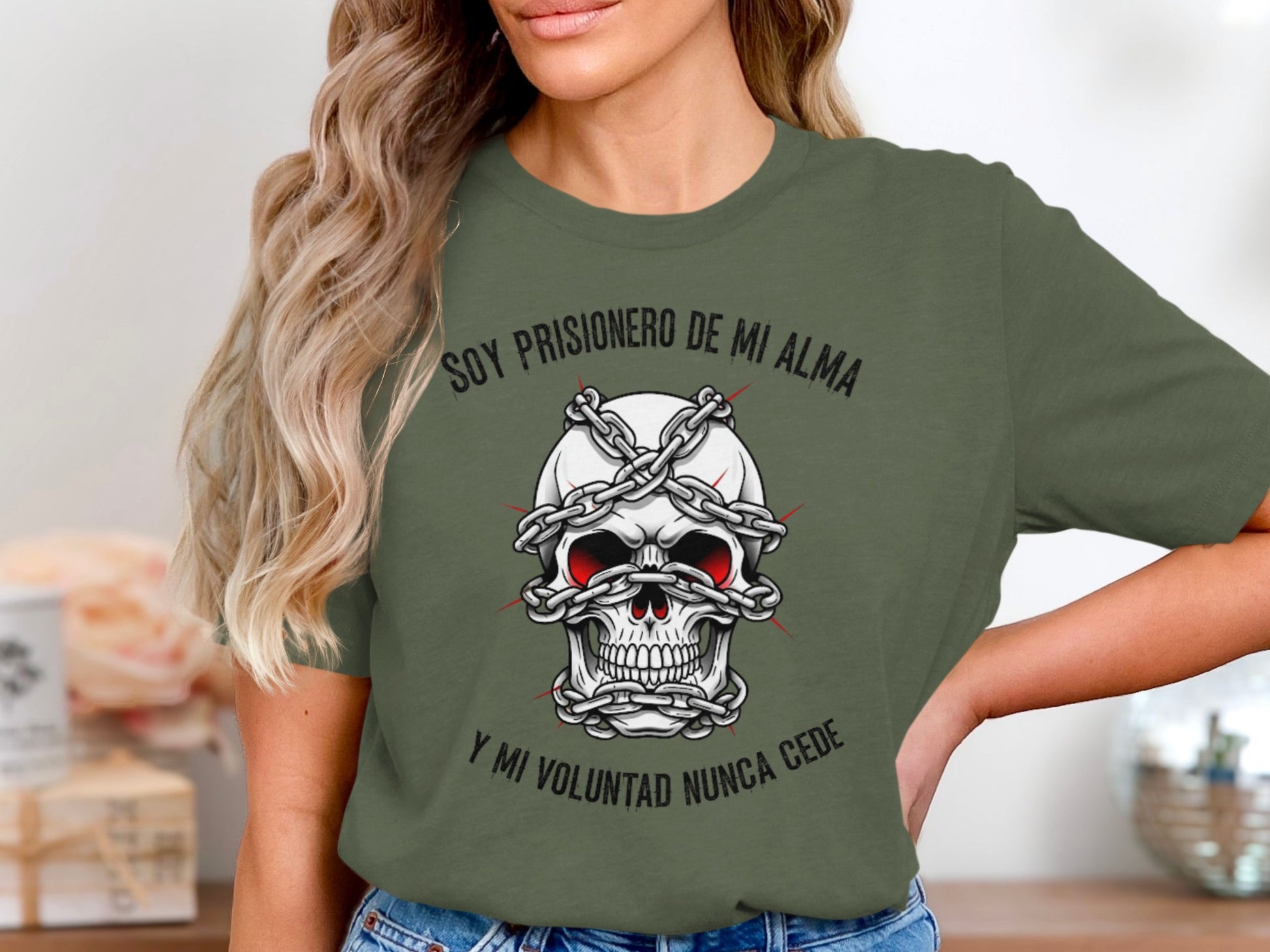 Soy Prisionero De Mi Alma Skull Graphic T-Shirt Product