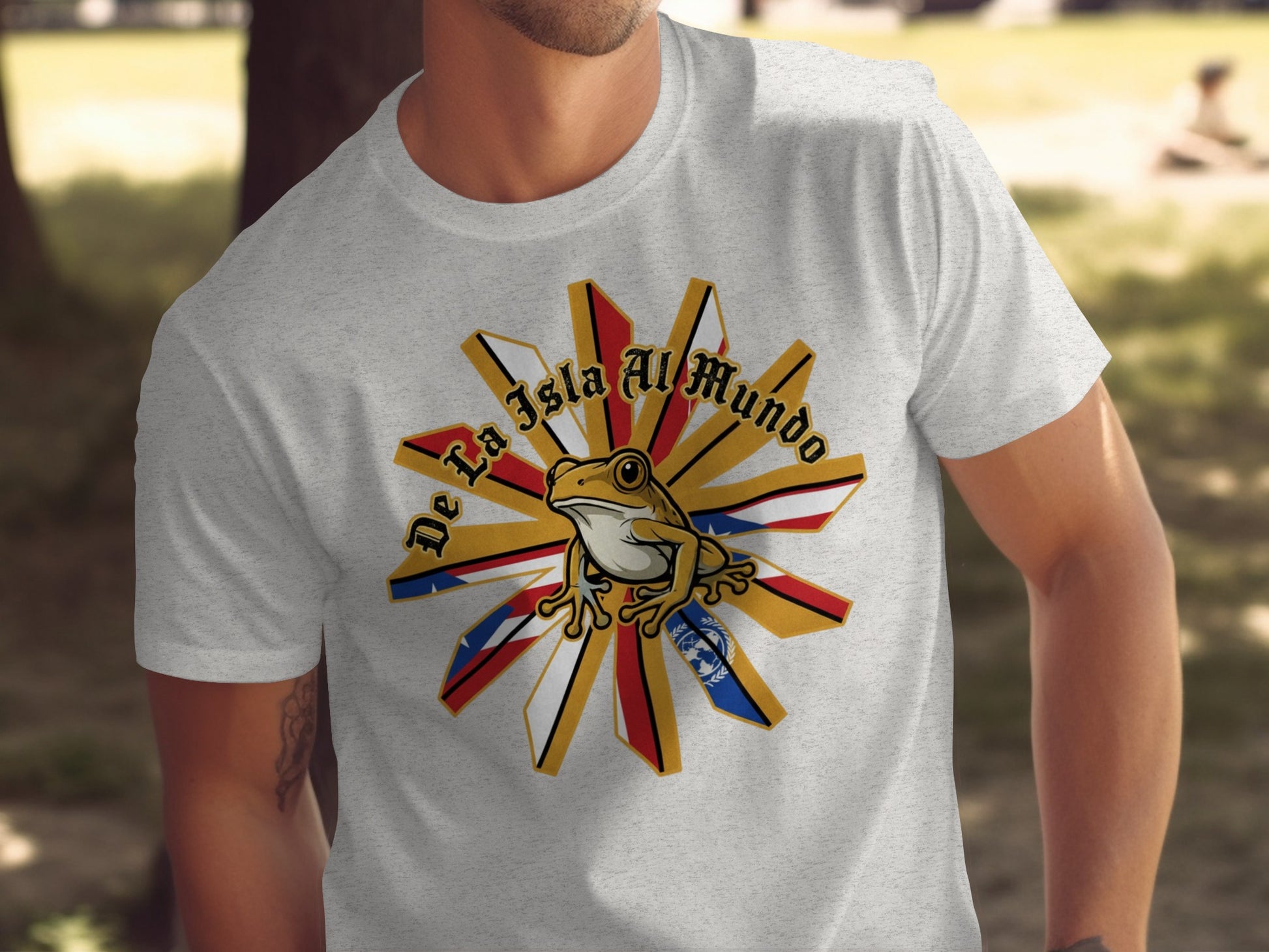 De La Isla Al Mundo Graphic T-Shirt