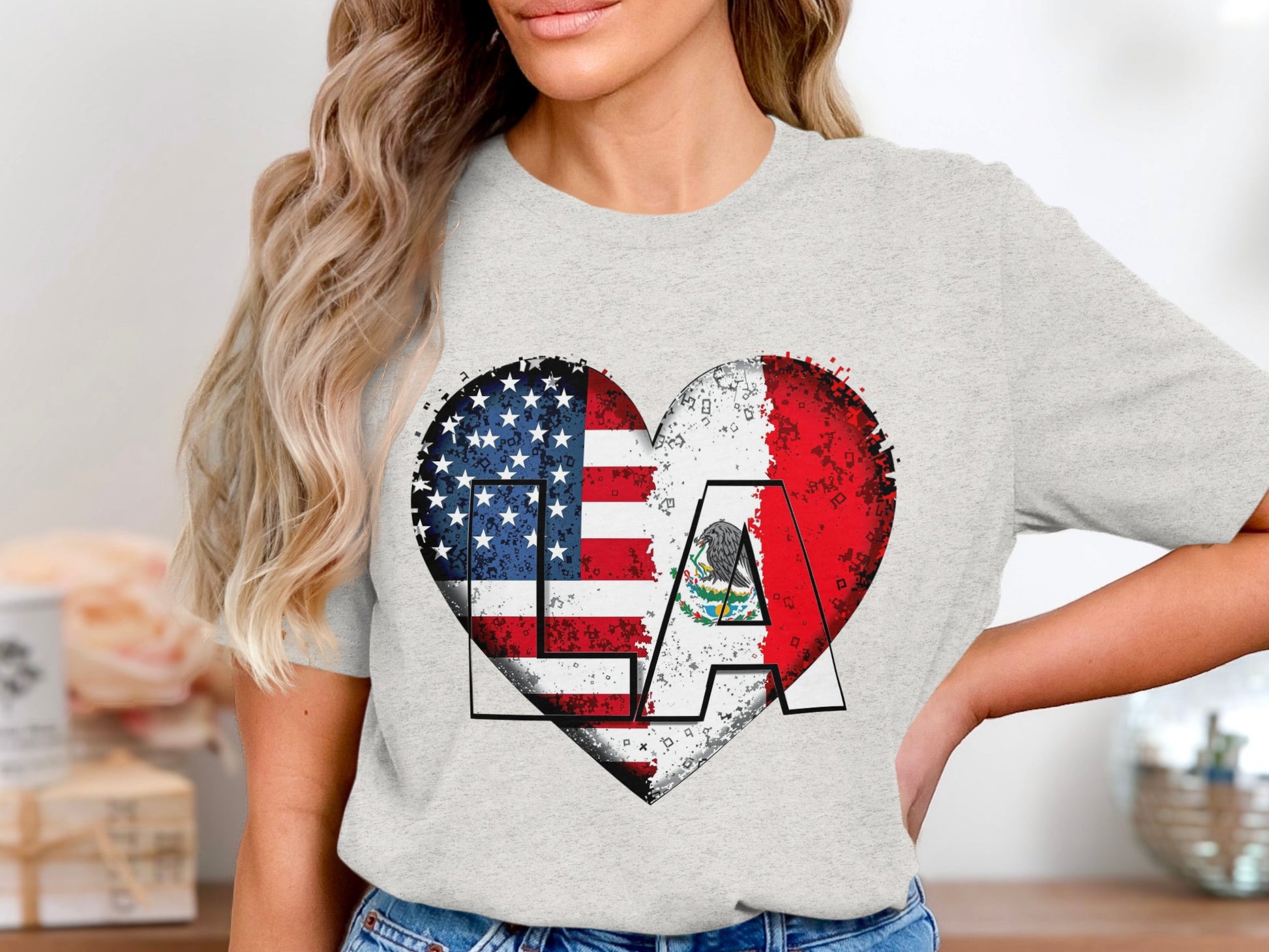 LA Heart Flag Print Graphic T-shirt Casual Top product type
