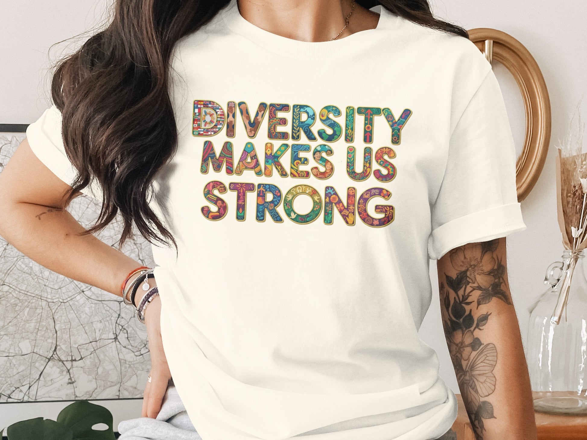 Diversity Makes Us Strong printed t-shirt