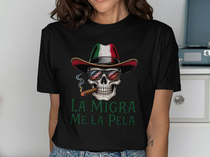 La Migra Me La Pela Skull Smoking T-shirt product type