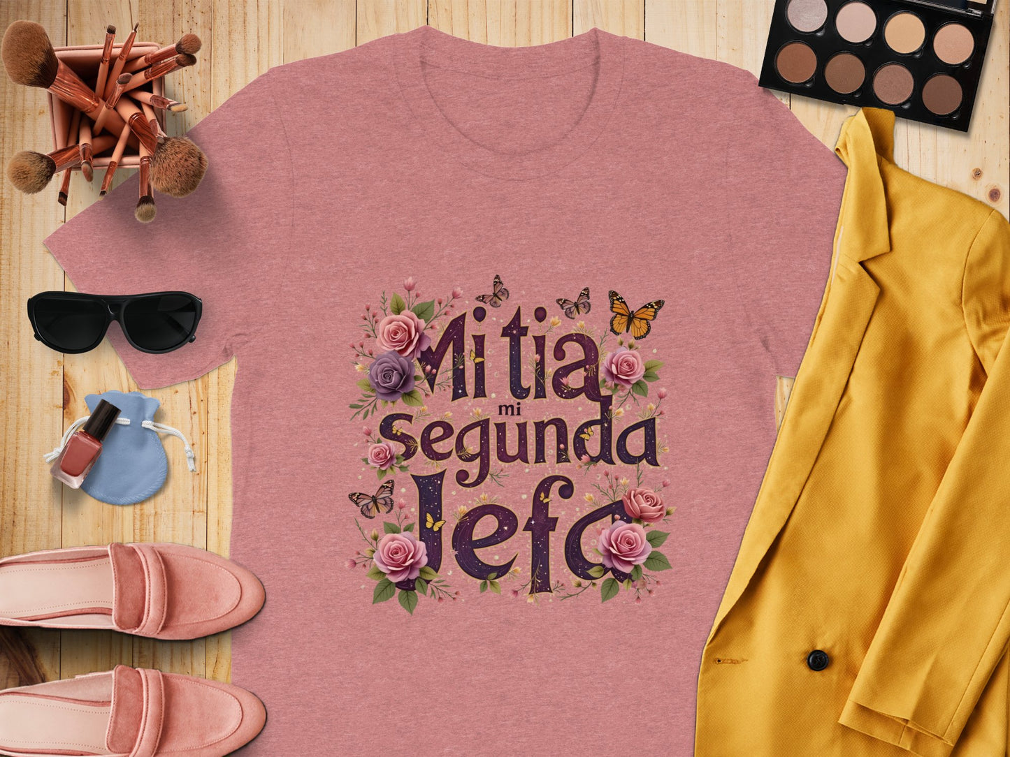Mi Tia Mi Segunda Jefa Floral Graphic Shirt product