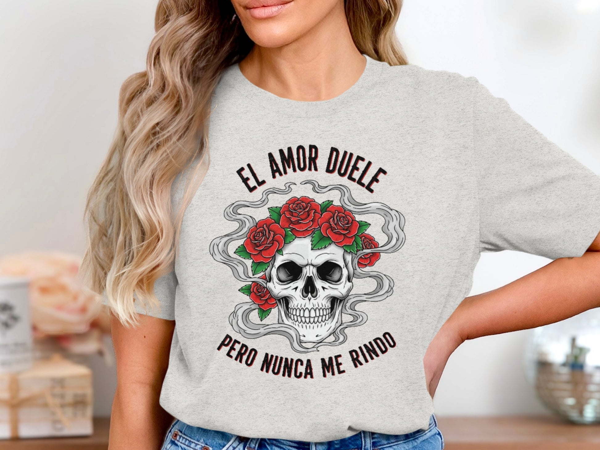 El Amor Duele Pero Nunca Me Rindo t-shirt product