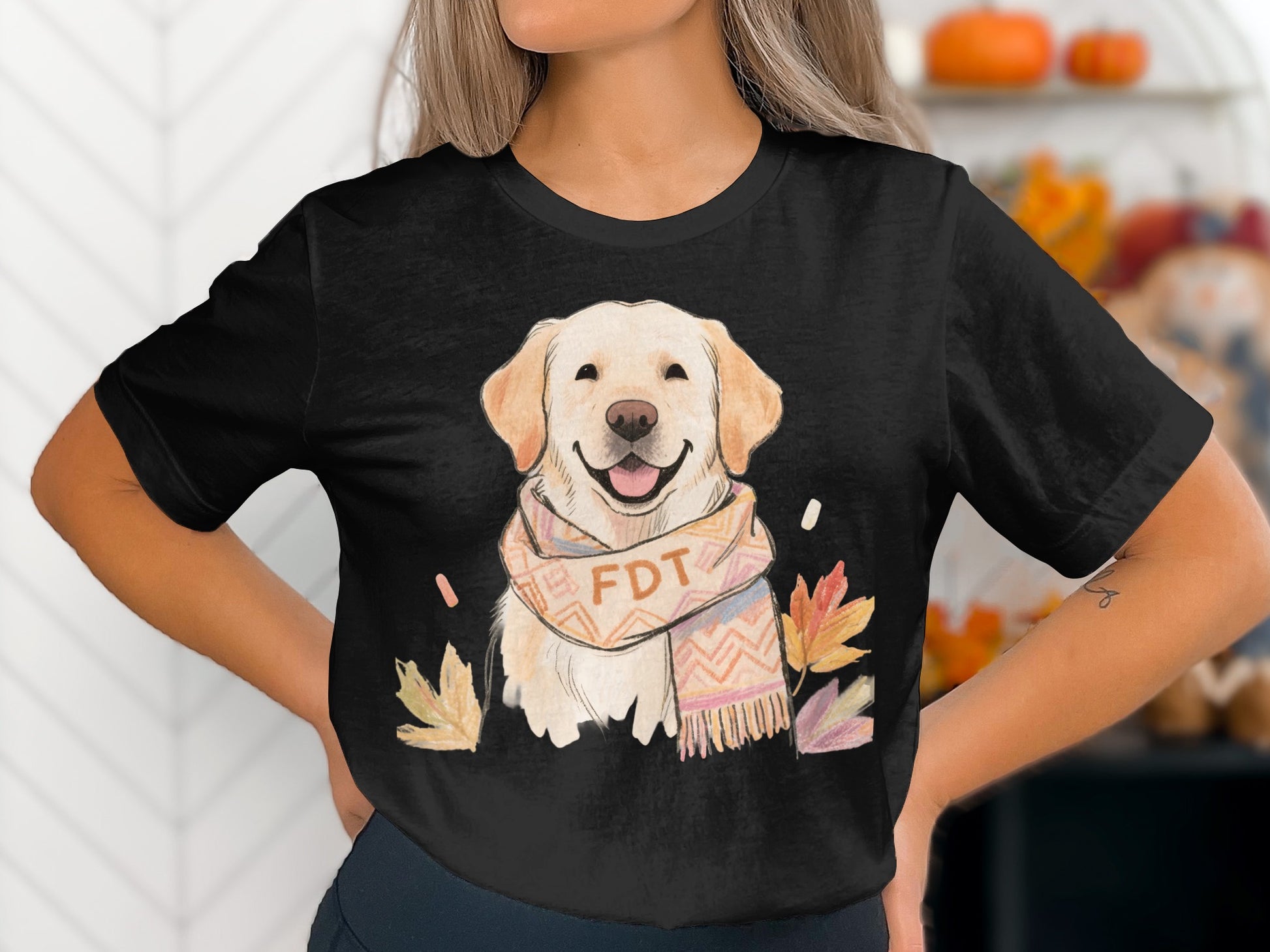 Golden Retriever with Autumn Scarf T-shirt