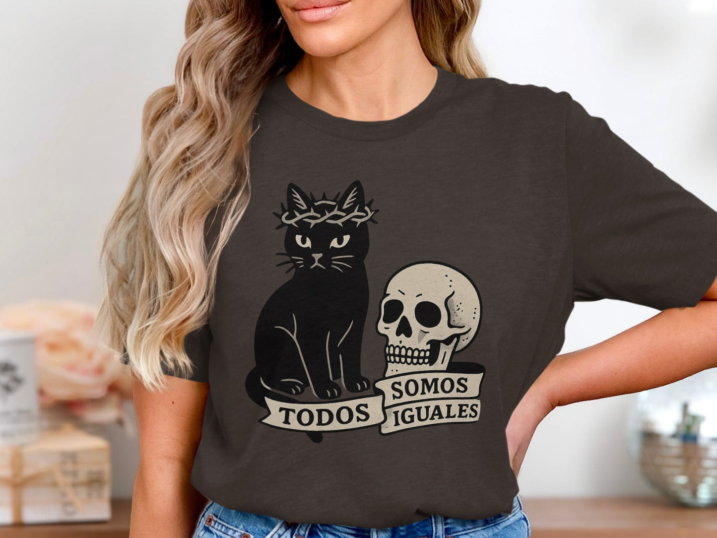 Todos Somos Iguales Cat Skull Graphic T-Shirt product type