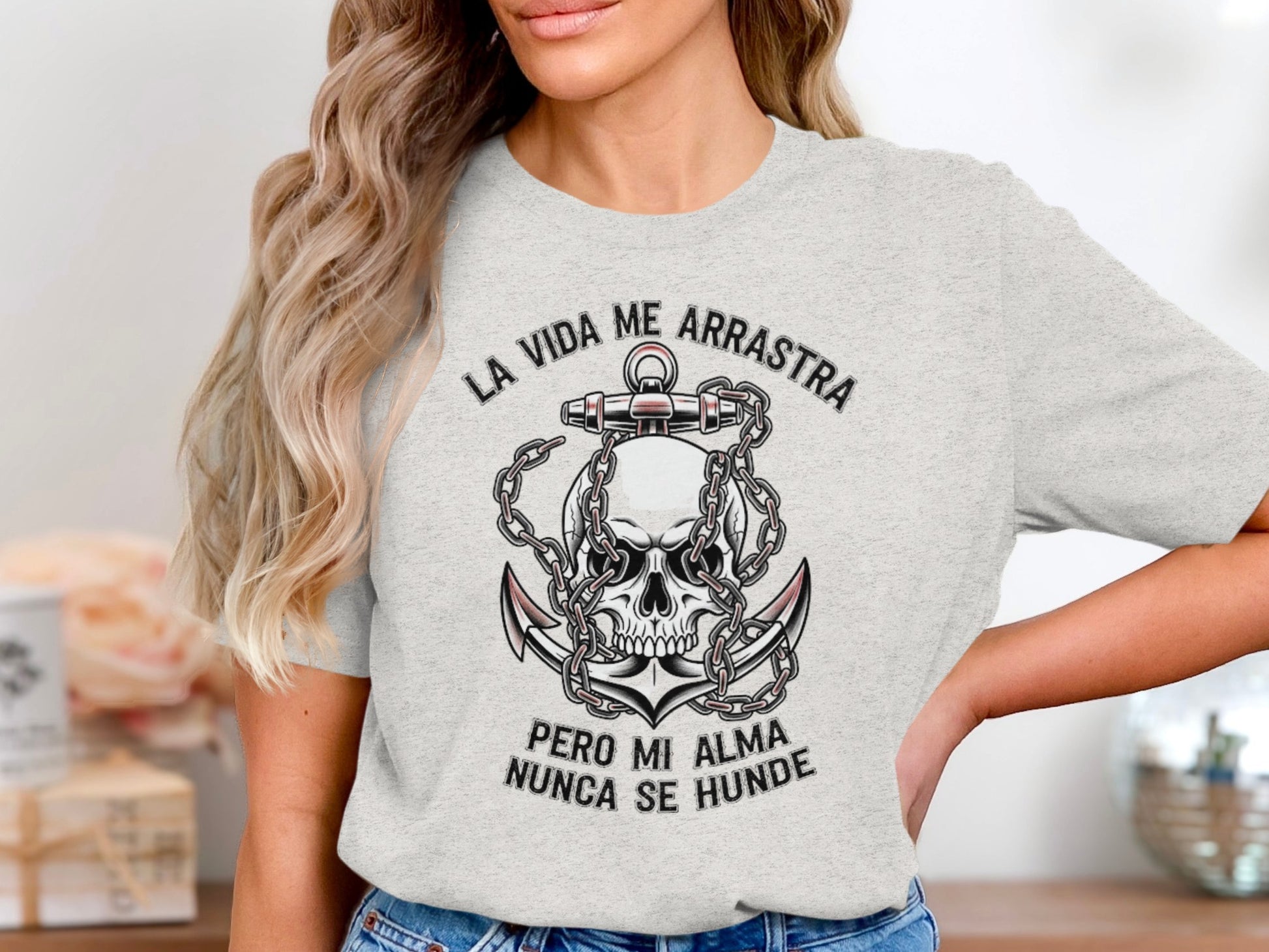 La Vida Me Arrastra Pero Mi Alma Camiseta product