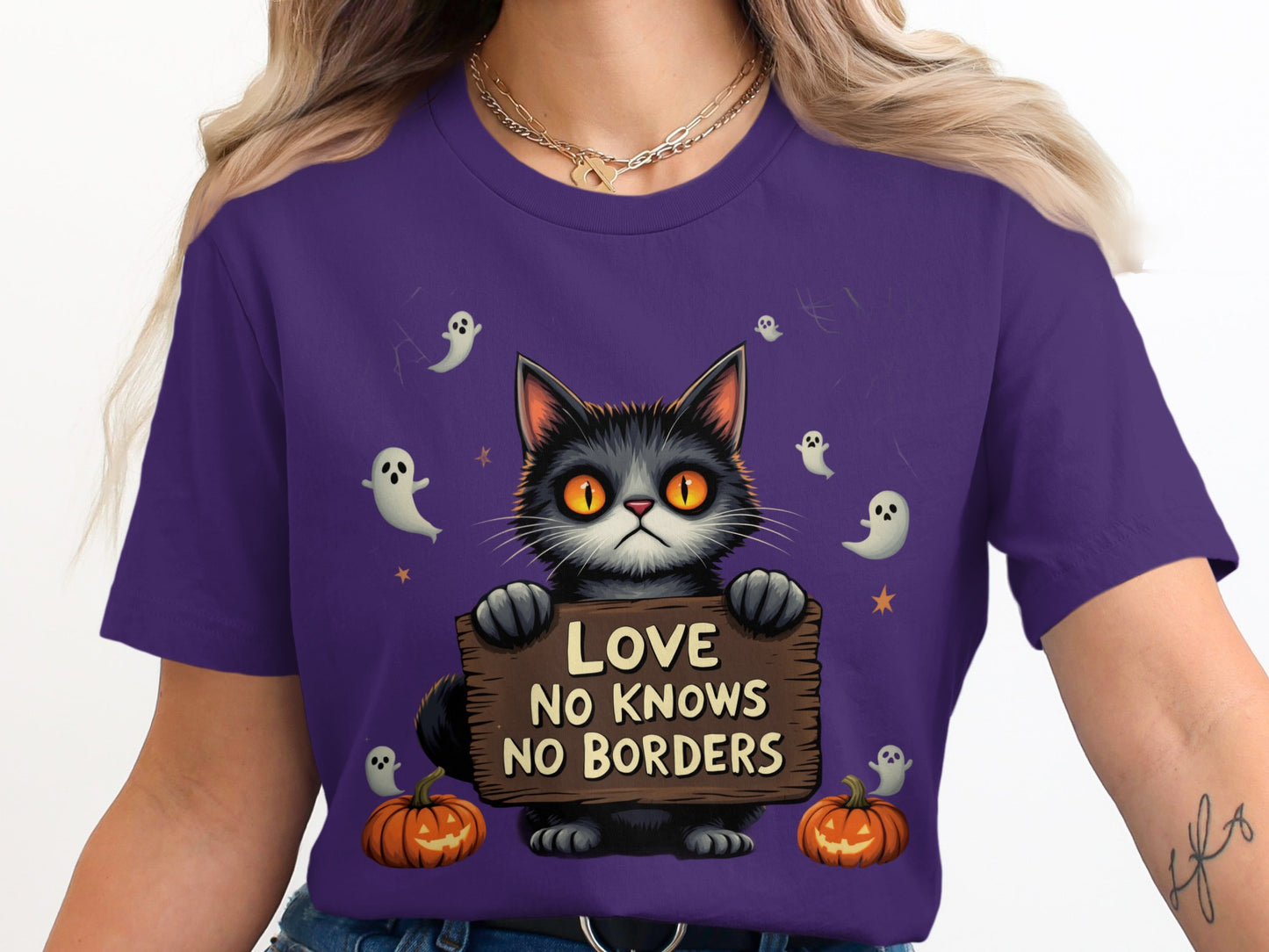 Love No Knows No Borders Halloween T-Shirt product type