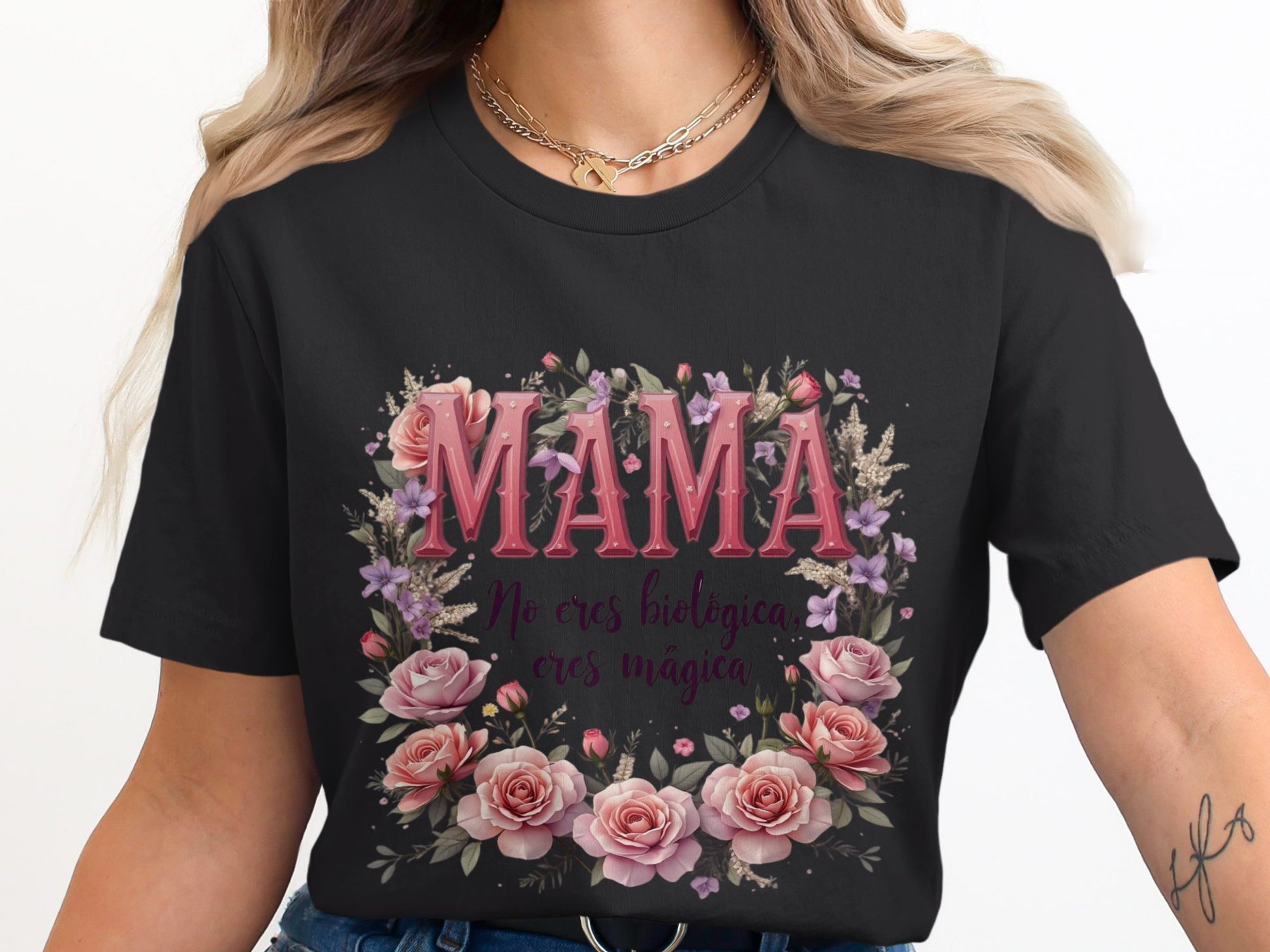 Mama No Eres Biológica Eres Mágica T-Shirt Product