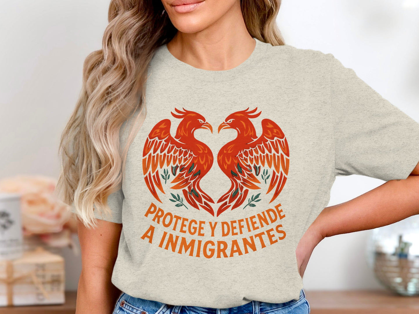 Protege y Defiende a Inmigrantes Graphic Tee product type