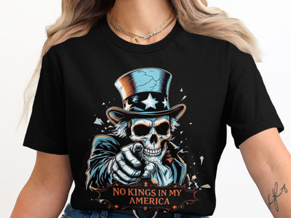 No Kings In My America Skull Graphic T-Shirt product type