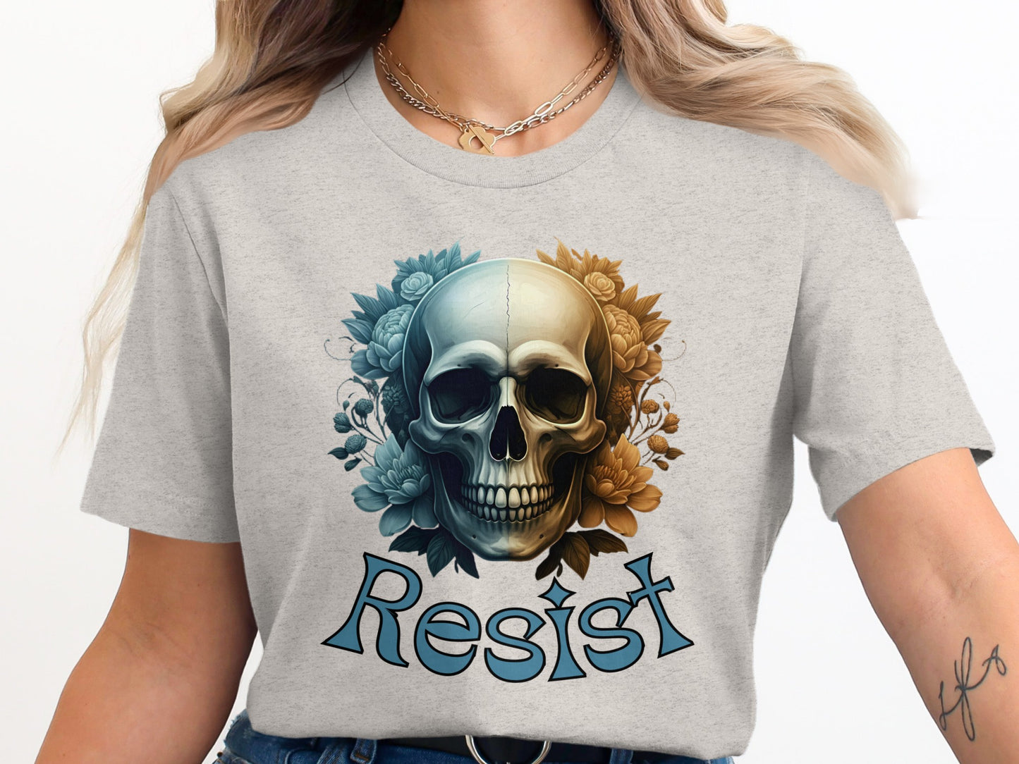 Resist Skull Art Graphic T-Shirt product type