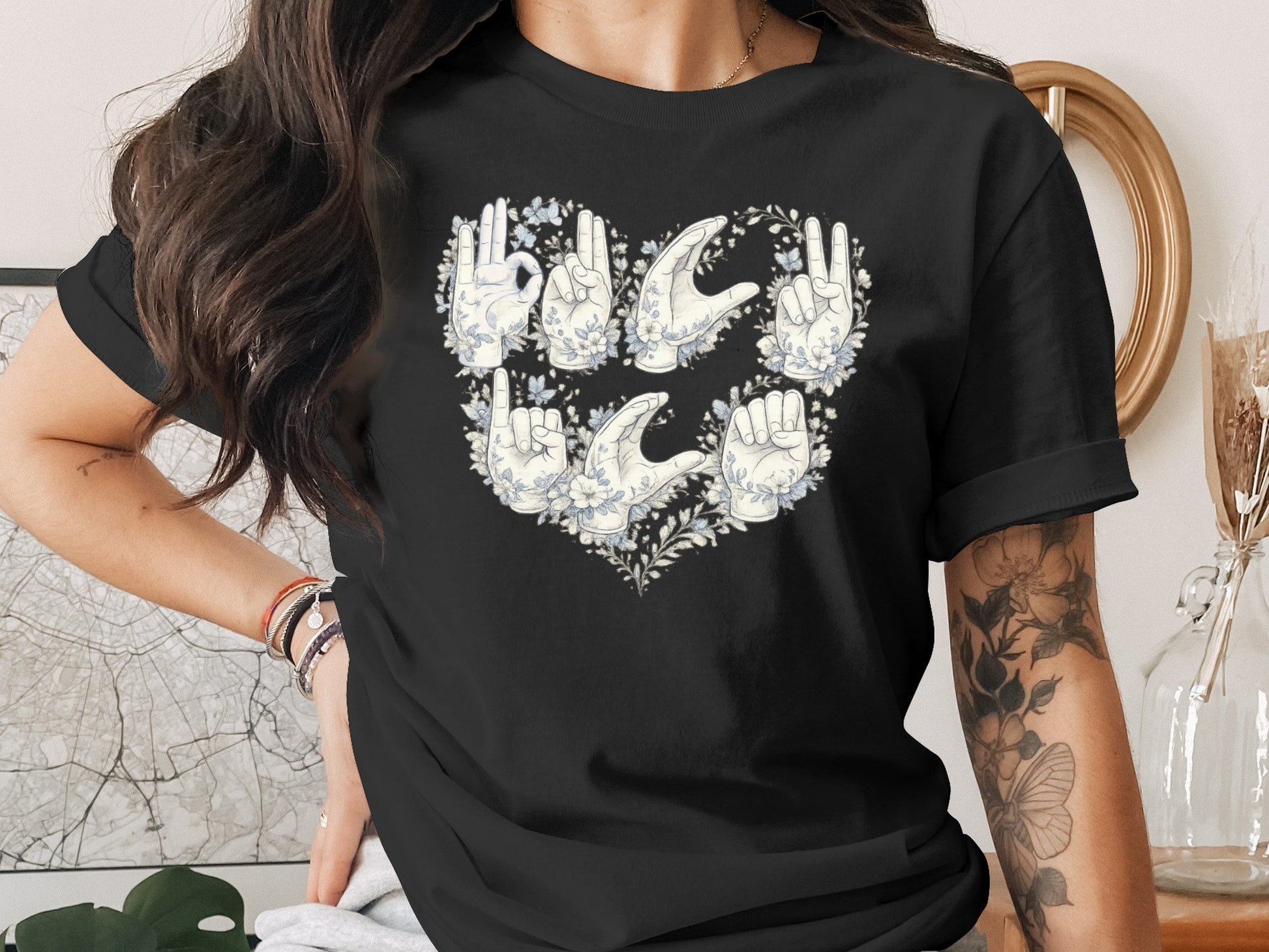 Floral Sign Language Heart Design Short Sleeve Shirt