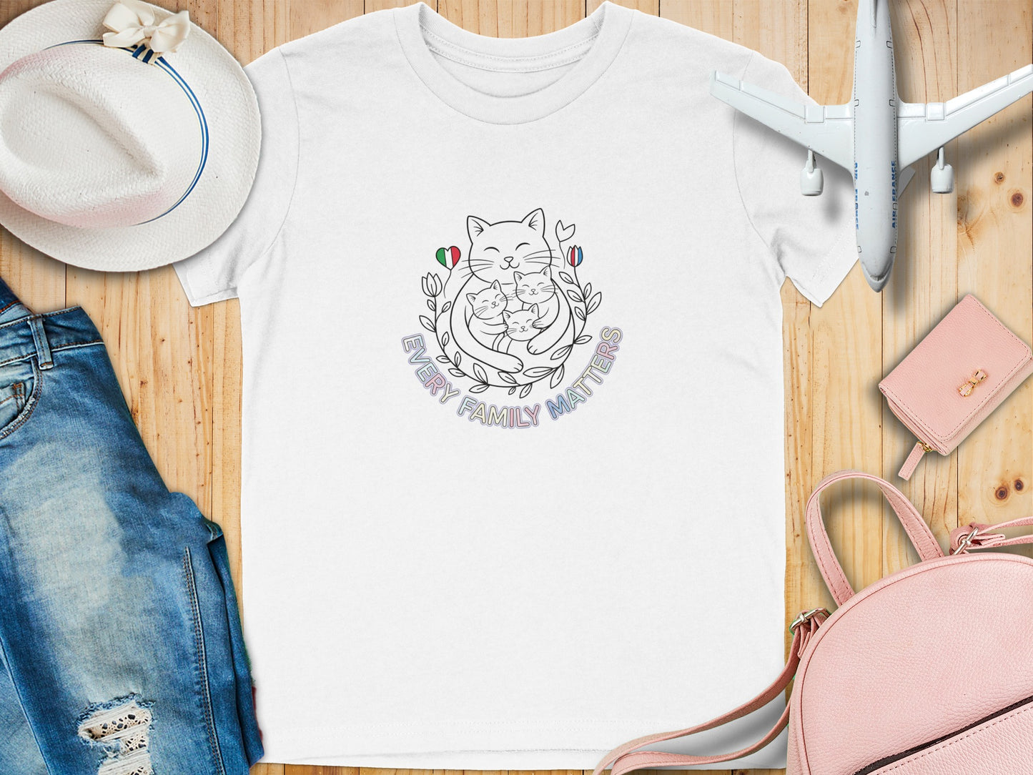 Every Family Matters Cat T-Shirt féminin product