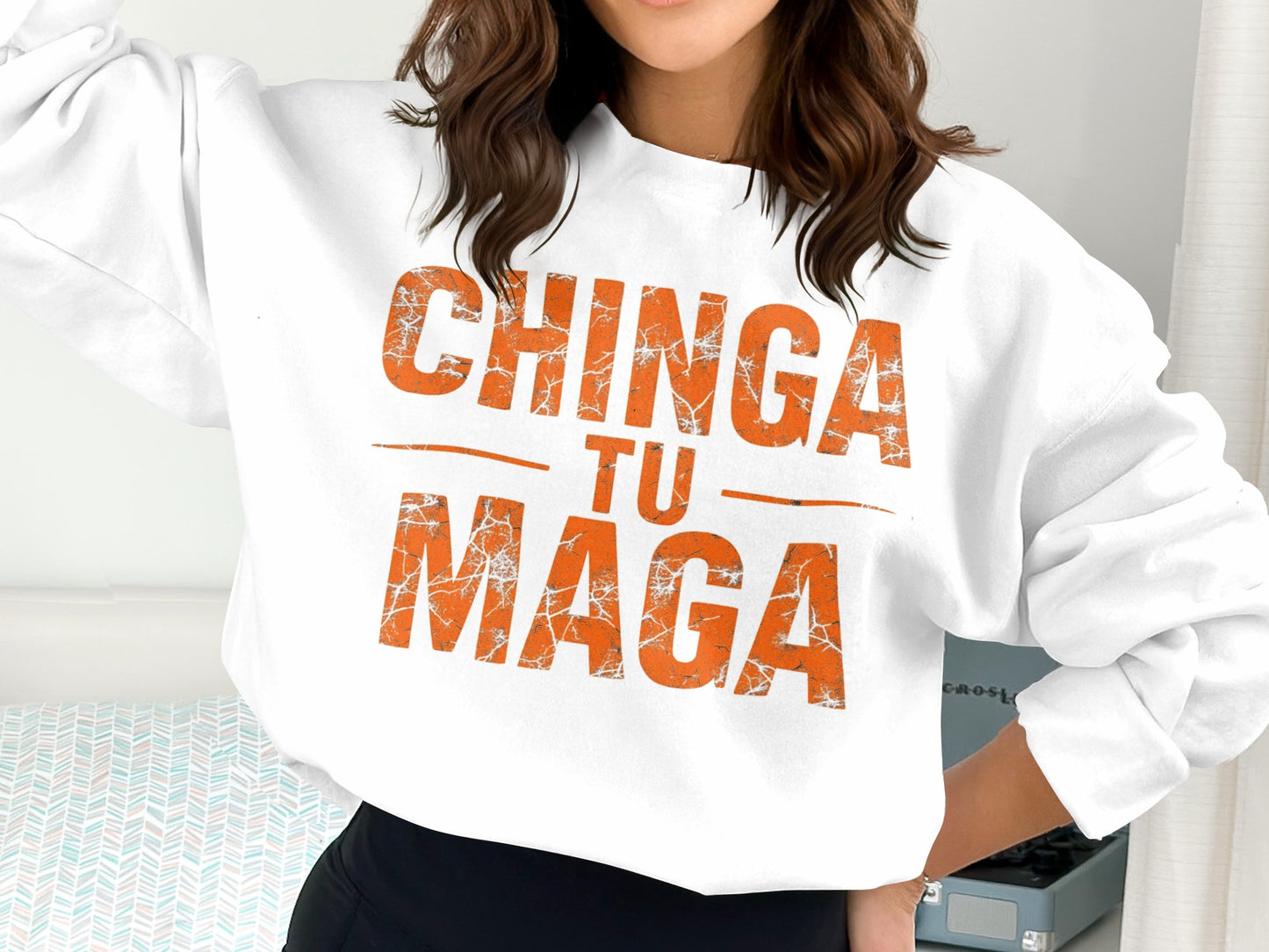 CHINGA TU MAGA Graphic White Clothing Sweatshirt