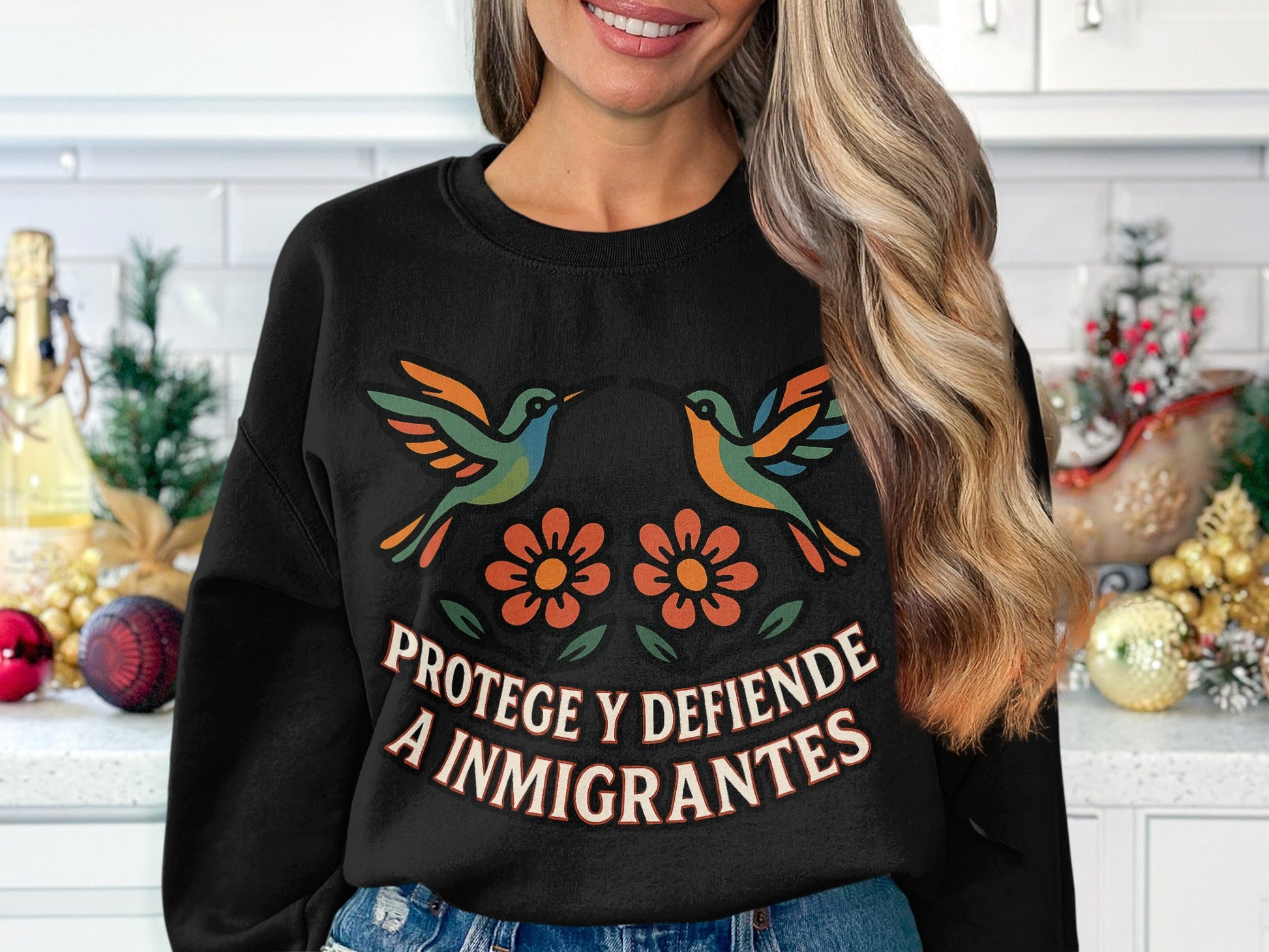 Protege y Defiende A Inmigrantes Graphic Sweatshirt product