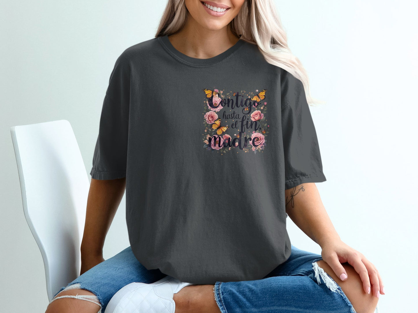 Bonita Hasta El Fin Madre Graphic T-Shirt product type