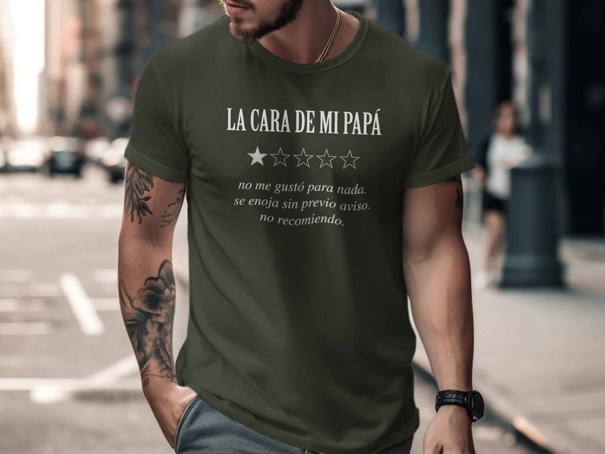 Funny Dad Gift: "La Cara de Mi Papá" T-Shirt The 'Mi Papá Review' Graphic T-Shirt
